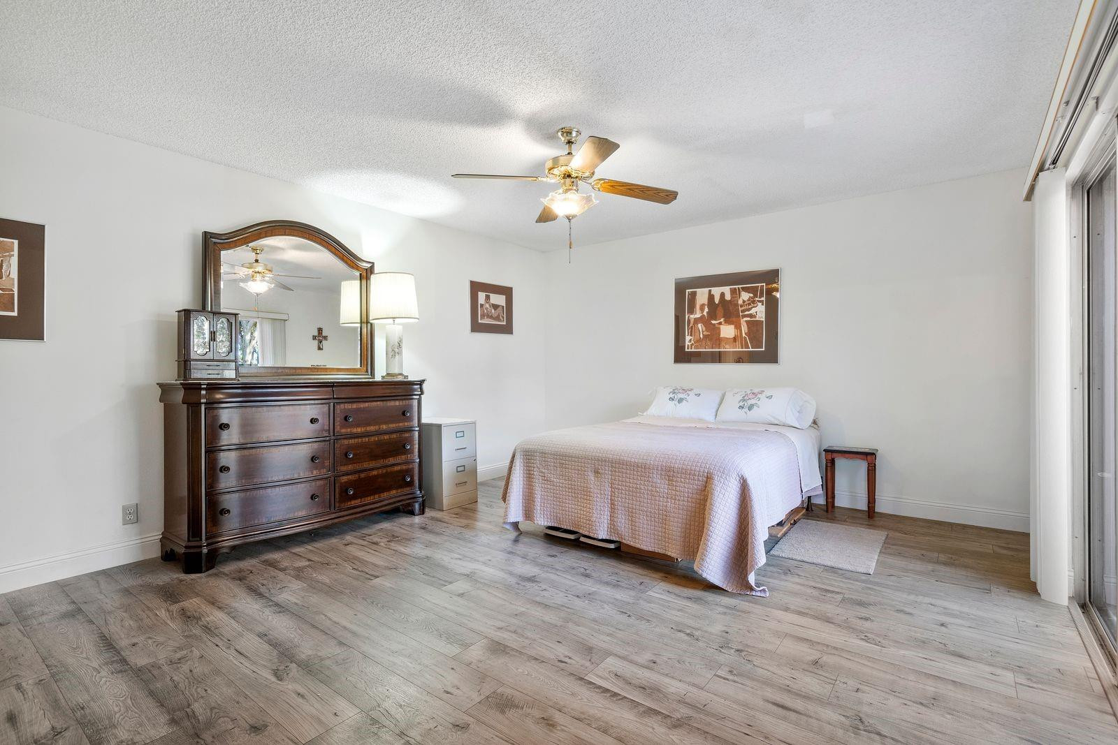 PINE ISLAND RIDGE - Residential