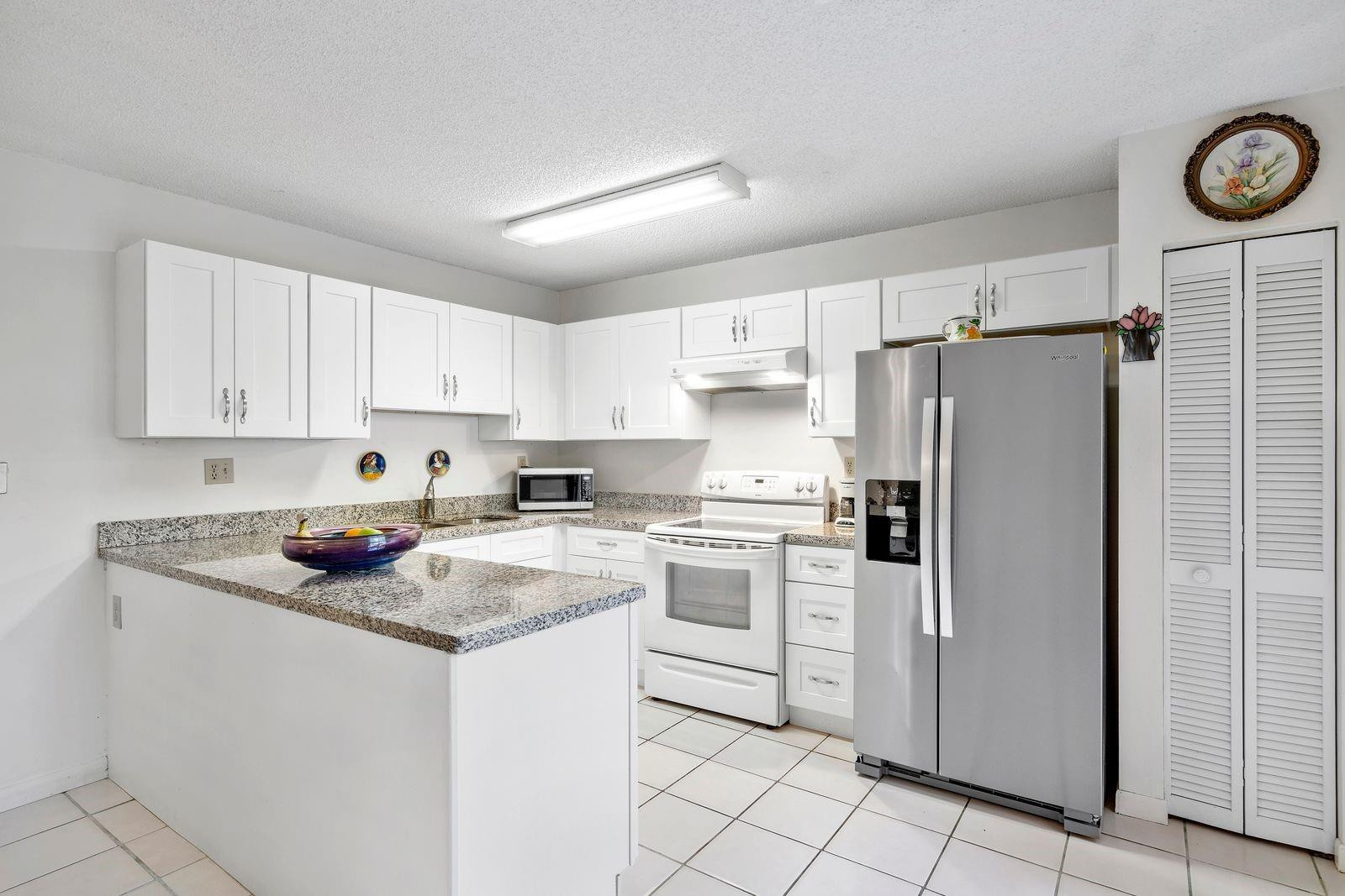 PINE ISLAND RIDGE - Residential