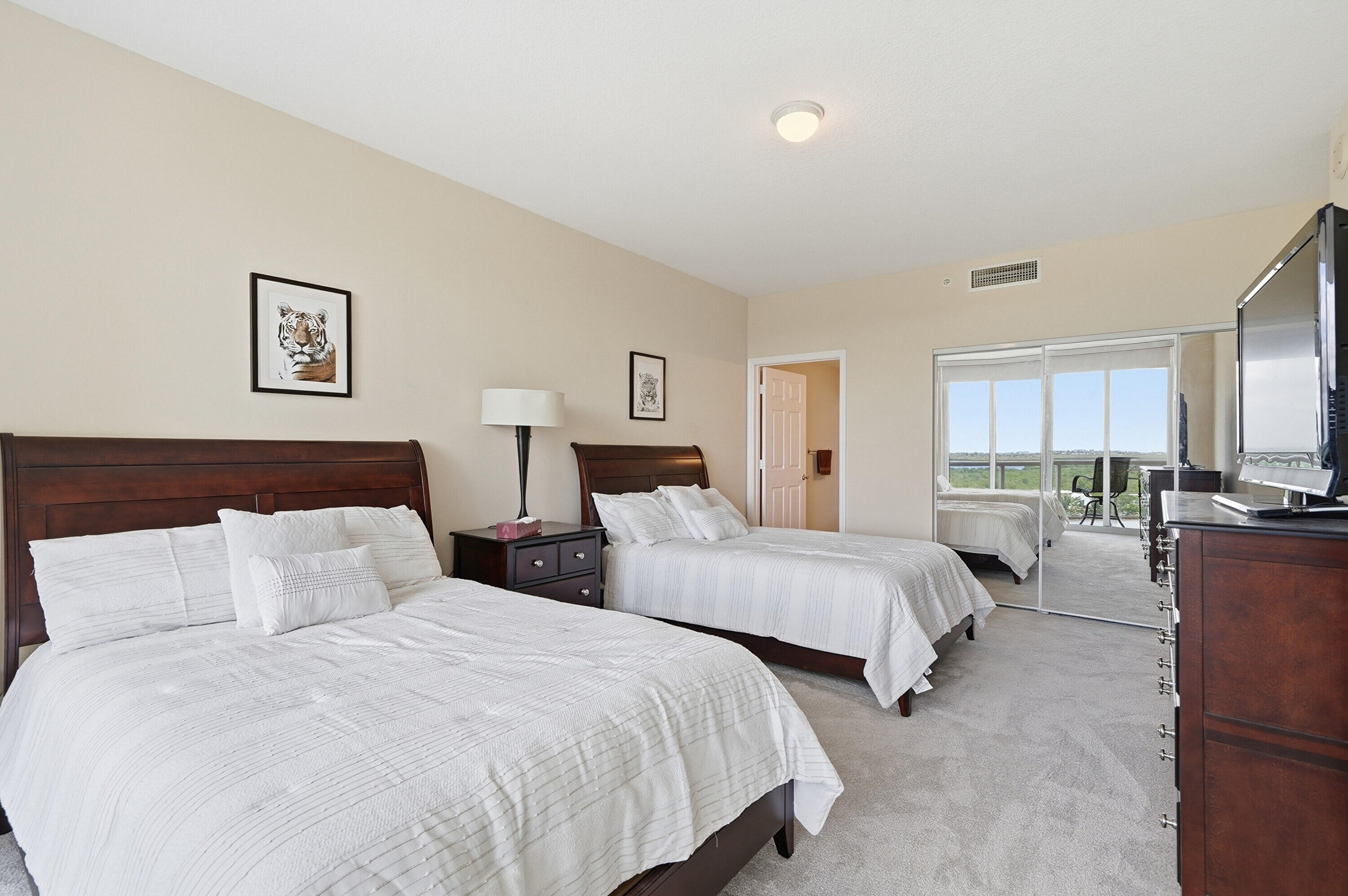 RENAISSANCE ON THE OCEAN - Residential