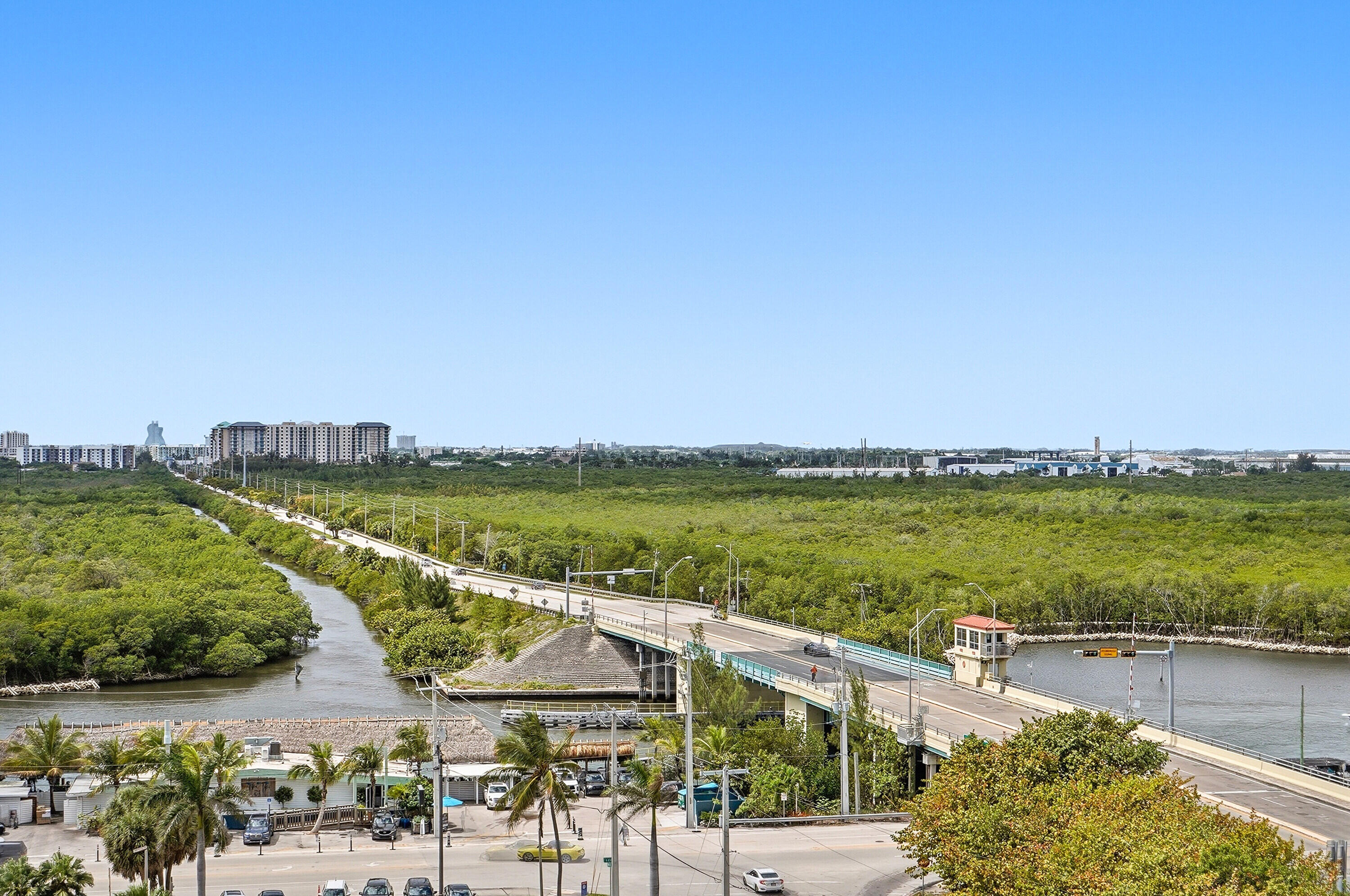 RENAISSANCE ON THE OCEAN - Residential