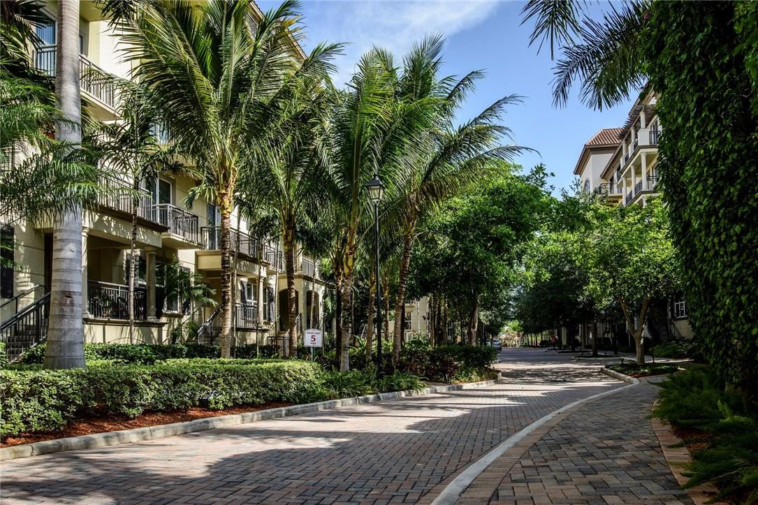 WILTON STATION - Residential