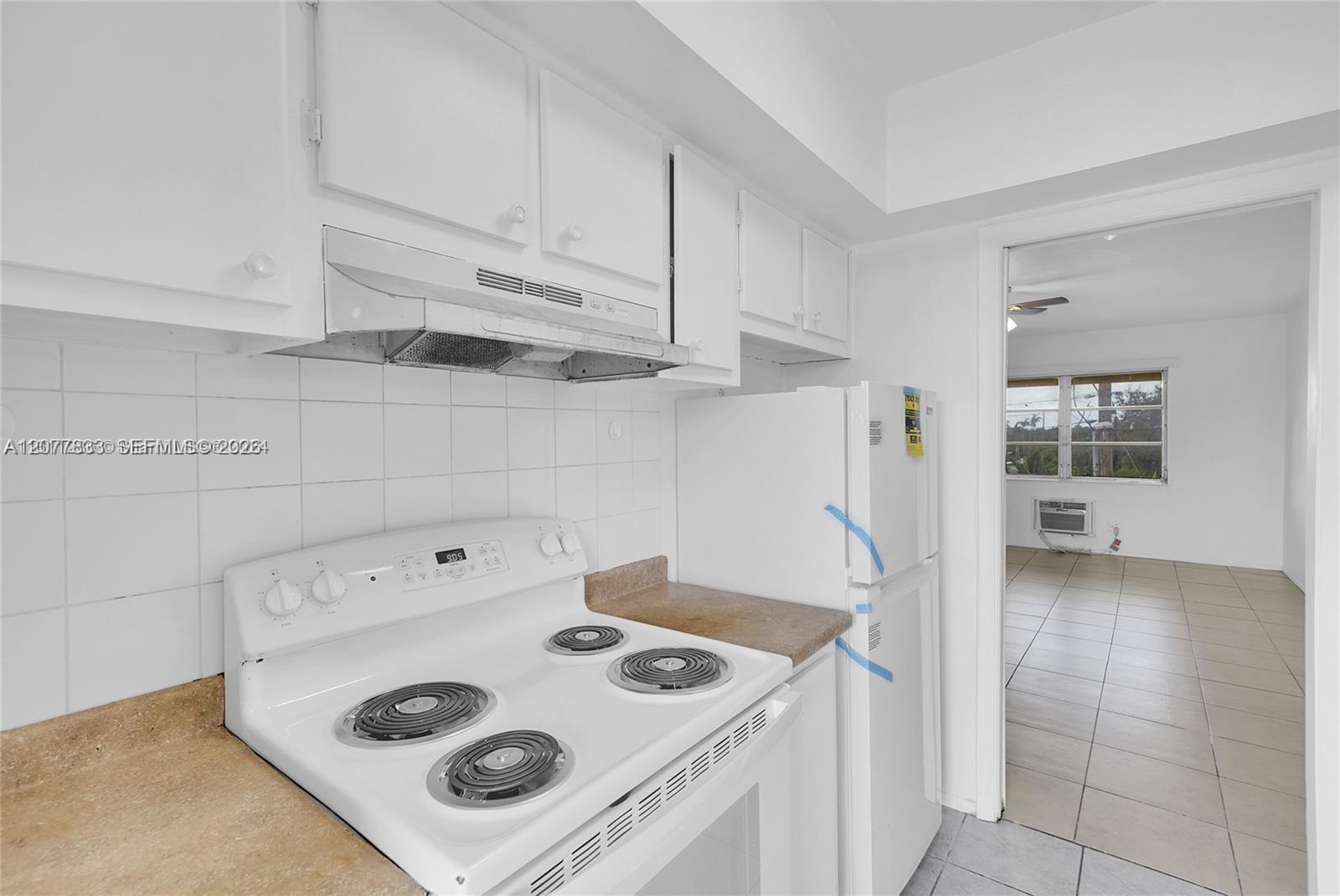 1050 E SAMPLE Road 309