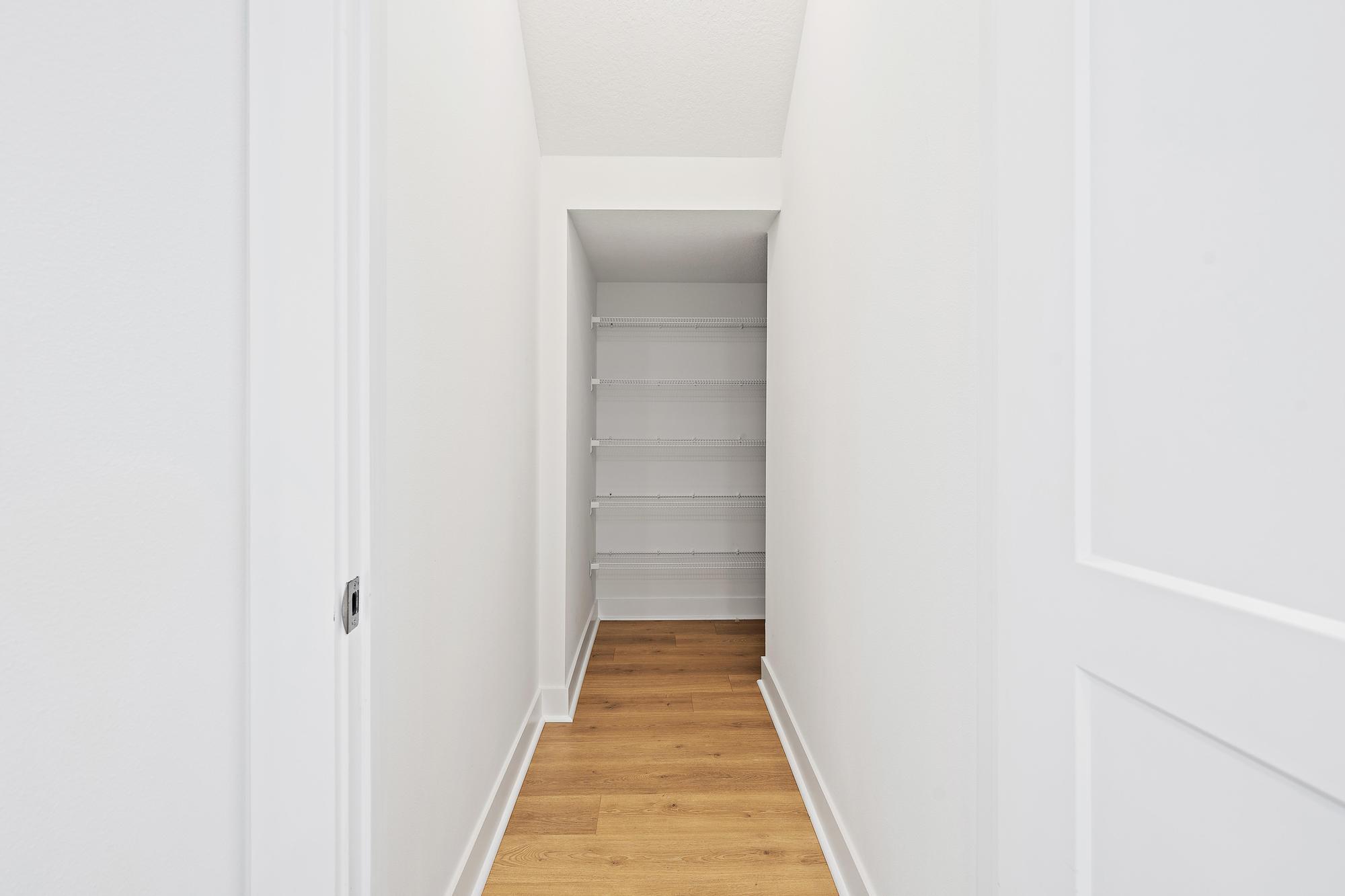 ALTON NEIGHBORHOOD - Residential