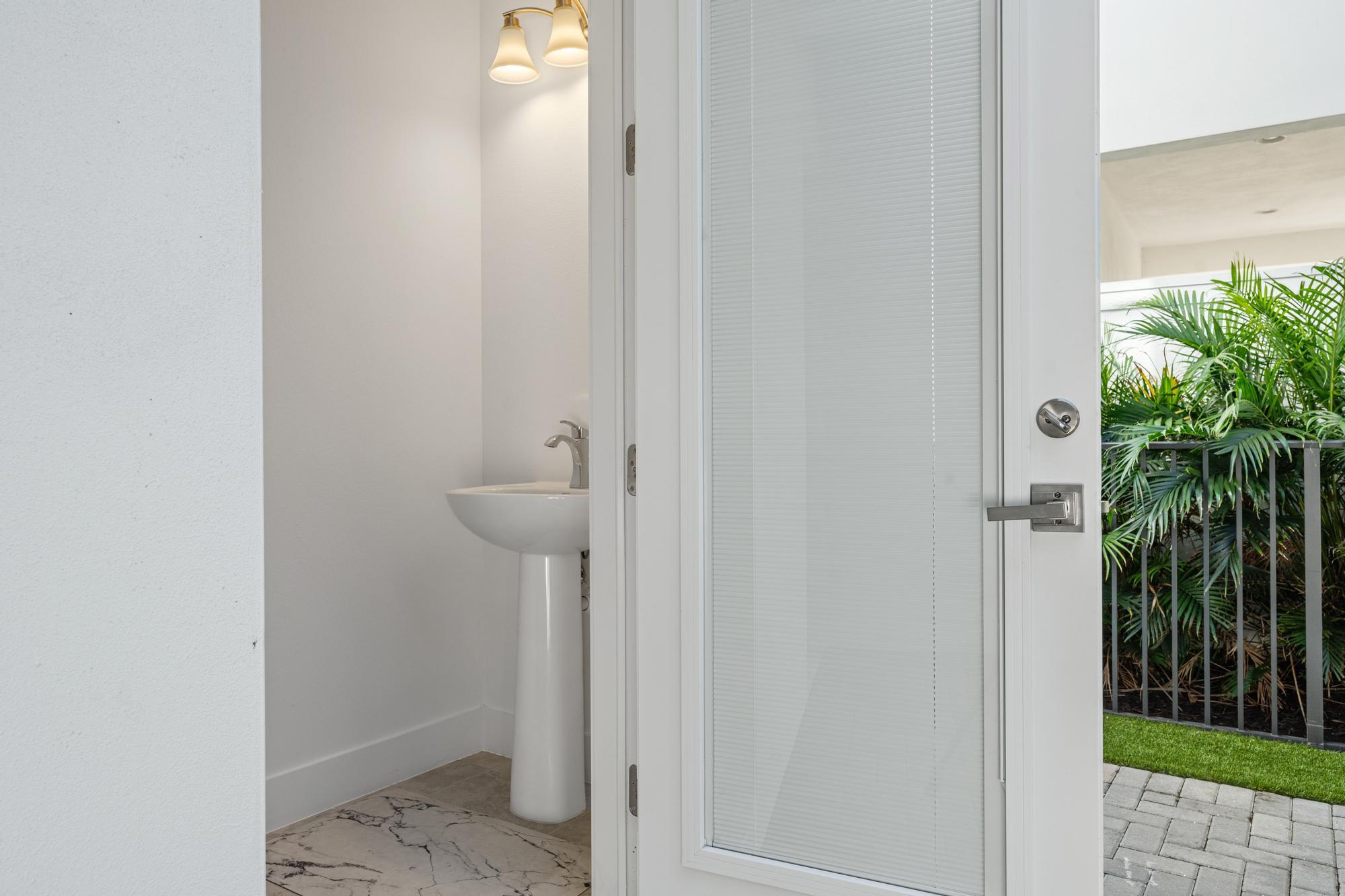 ALTON NEIGHBORHOOD - Residential