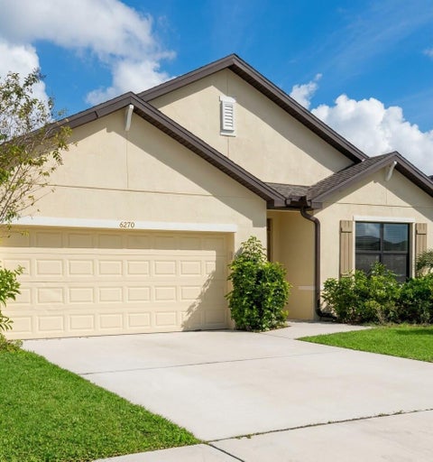 Photo of 6270 NW REGENT Street, Port Saint Lucie, FL 34983 (MLS # B26084388)