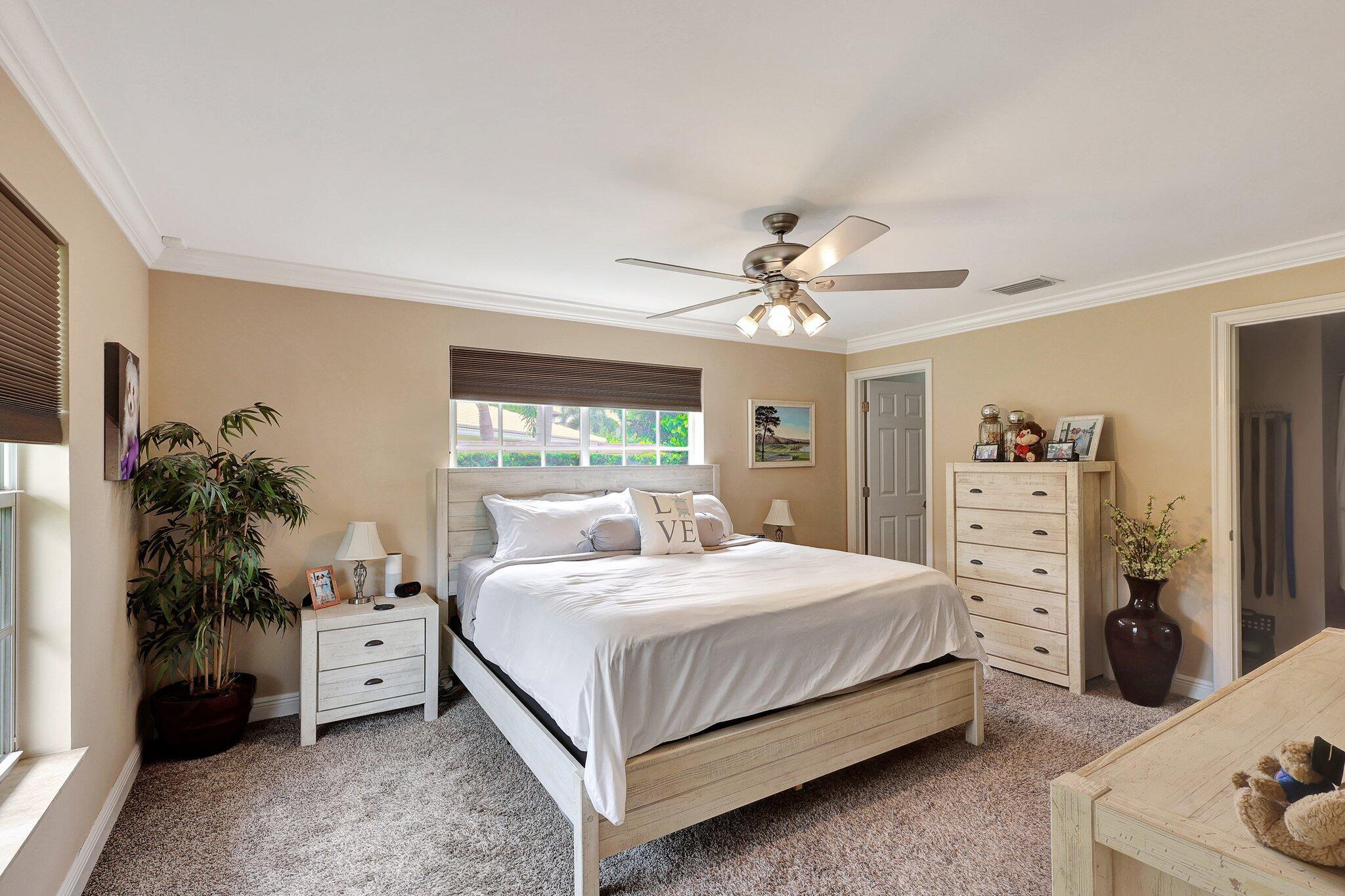 NORTH PALM BEACH VILLAGE - Residential