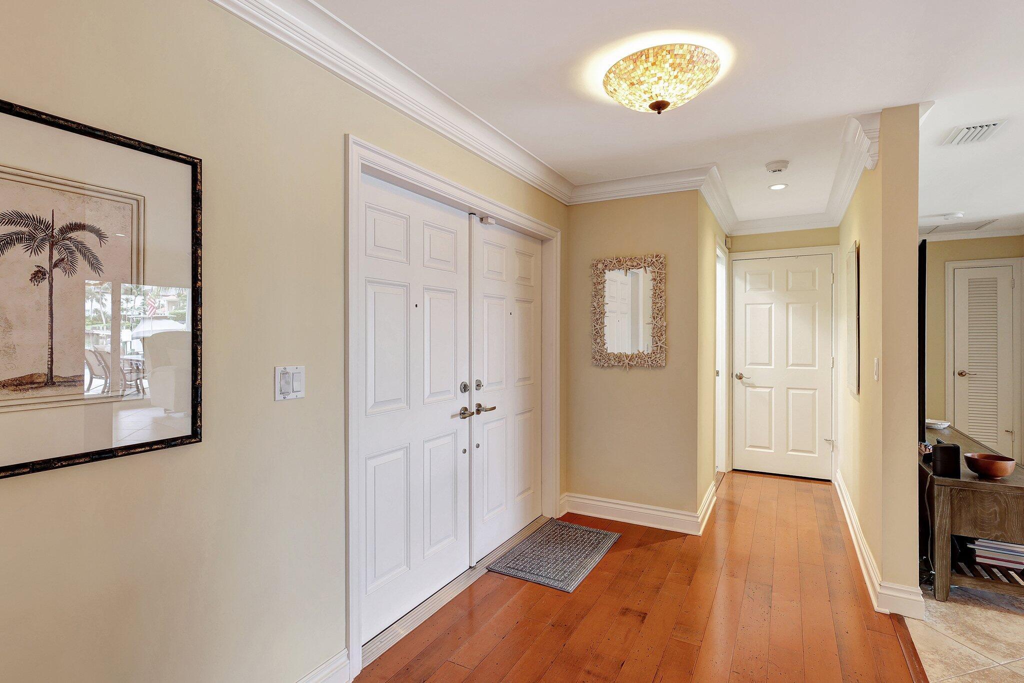 NORTH PALM BEACH VILLAGE - Residential