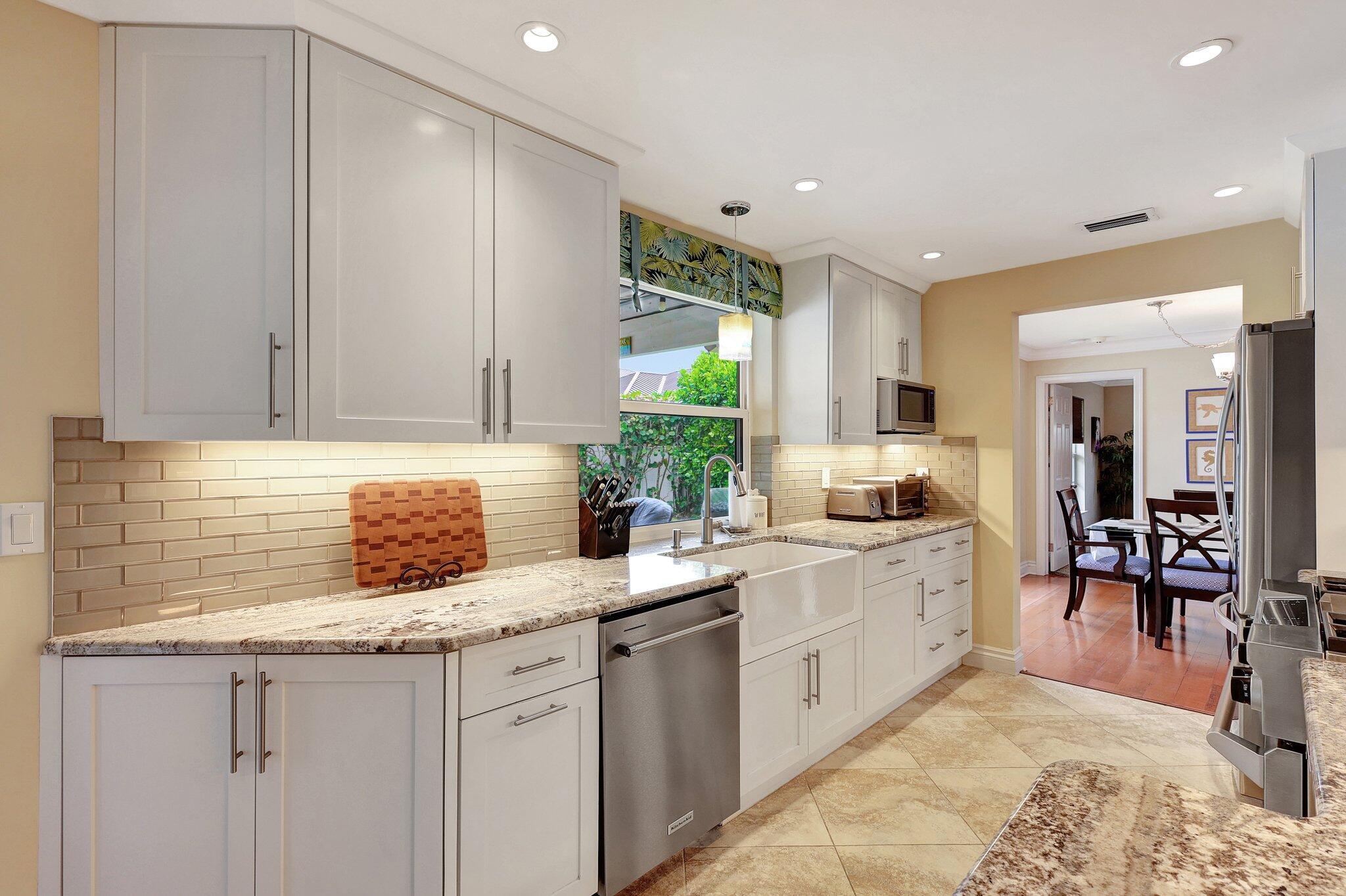 NORTH PALM BEACH VILLAGE - Residential