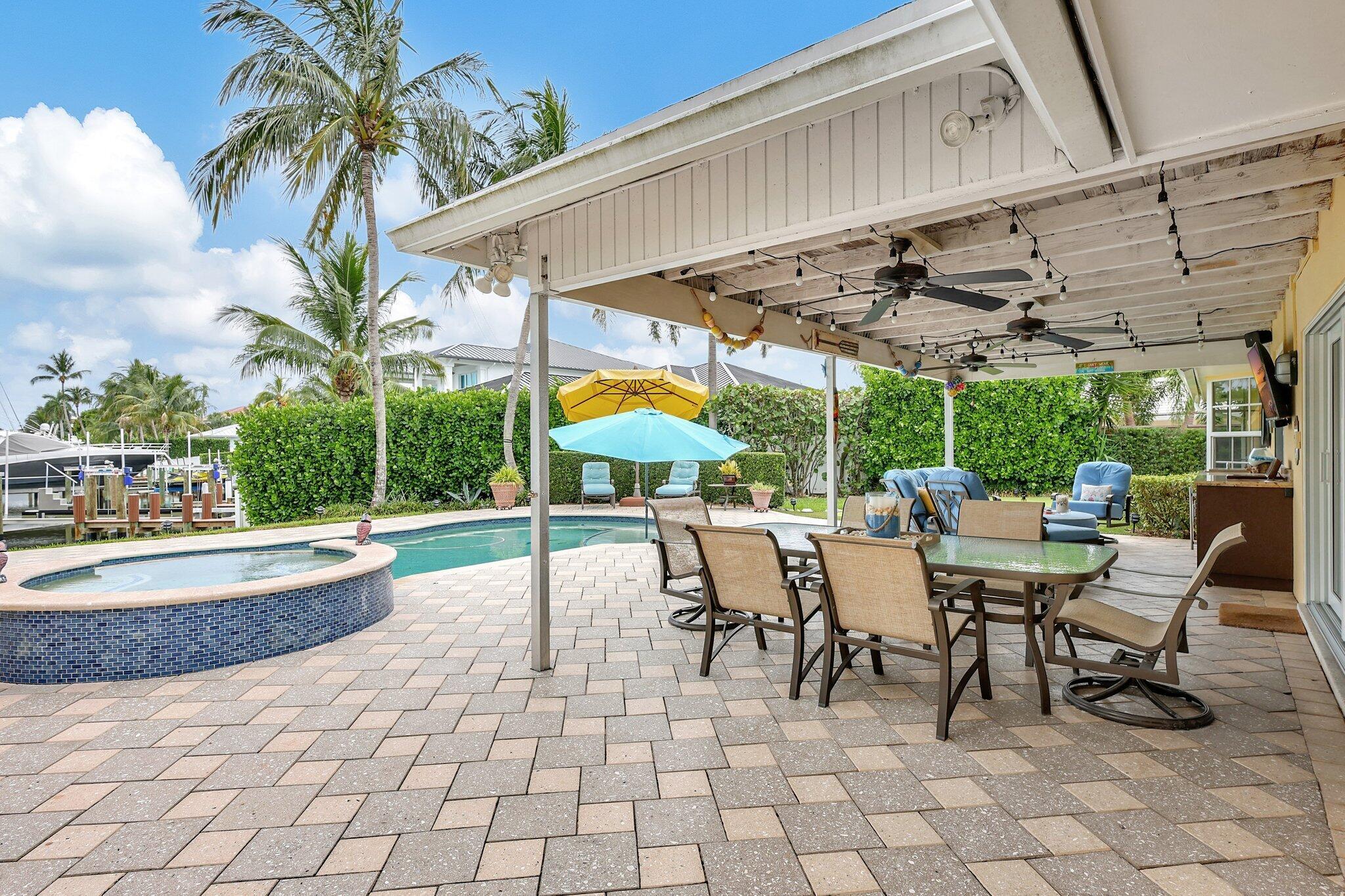 NORTH PALM BEACH VILLAGE - Residential