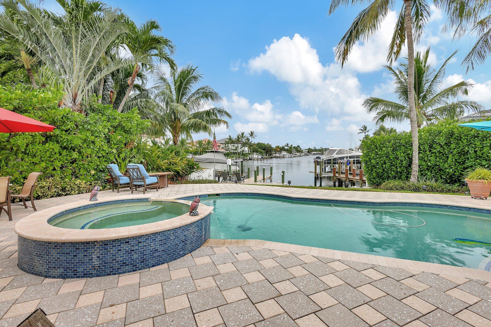 NORTH PALM BEACH VILLAGE - Residential