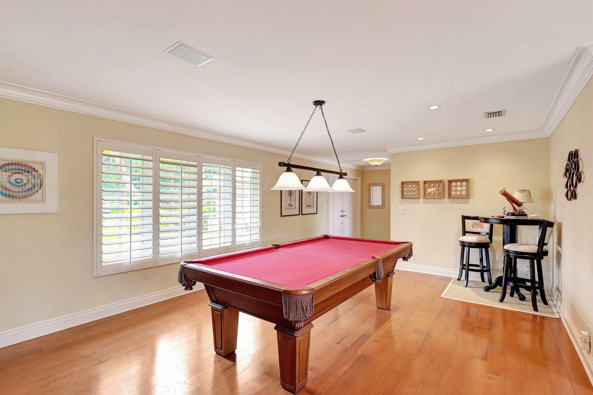NORTH PALM BEACH VILLAGE - Residential