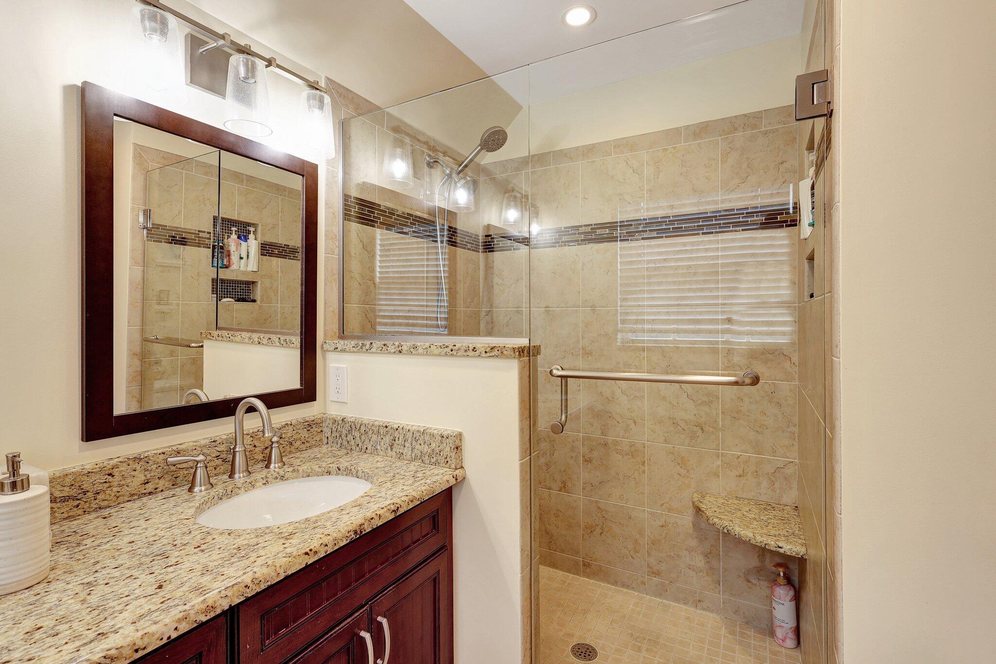 NORTH PALM BEACH VILLAGE - Residential