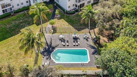Tiny photo for 941 Crystal Lake Drive #311, Deerfield Beach, FL 33064 (MLS # F10548653)