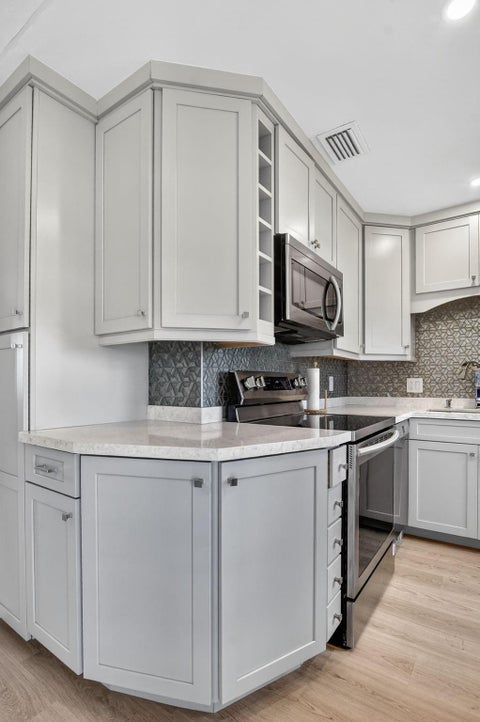 Tiny photo for 941 Crystal Lake Drive #311, Deerfield Beach, FL 33064 (MLS # F10548653)