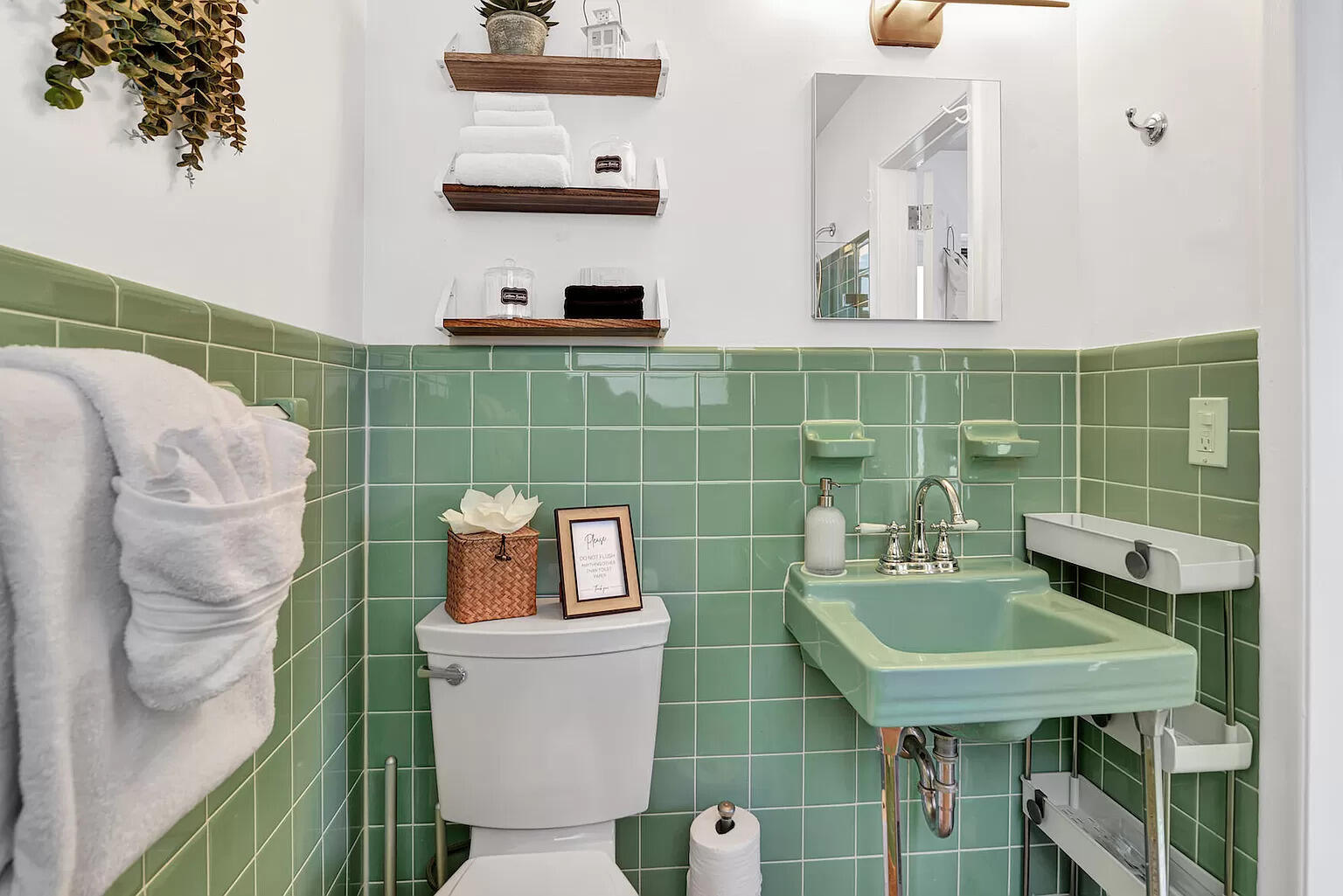 LAKE WORTH TOWN OF - Residential Income