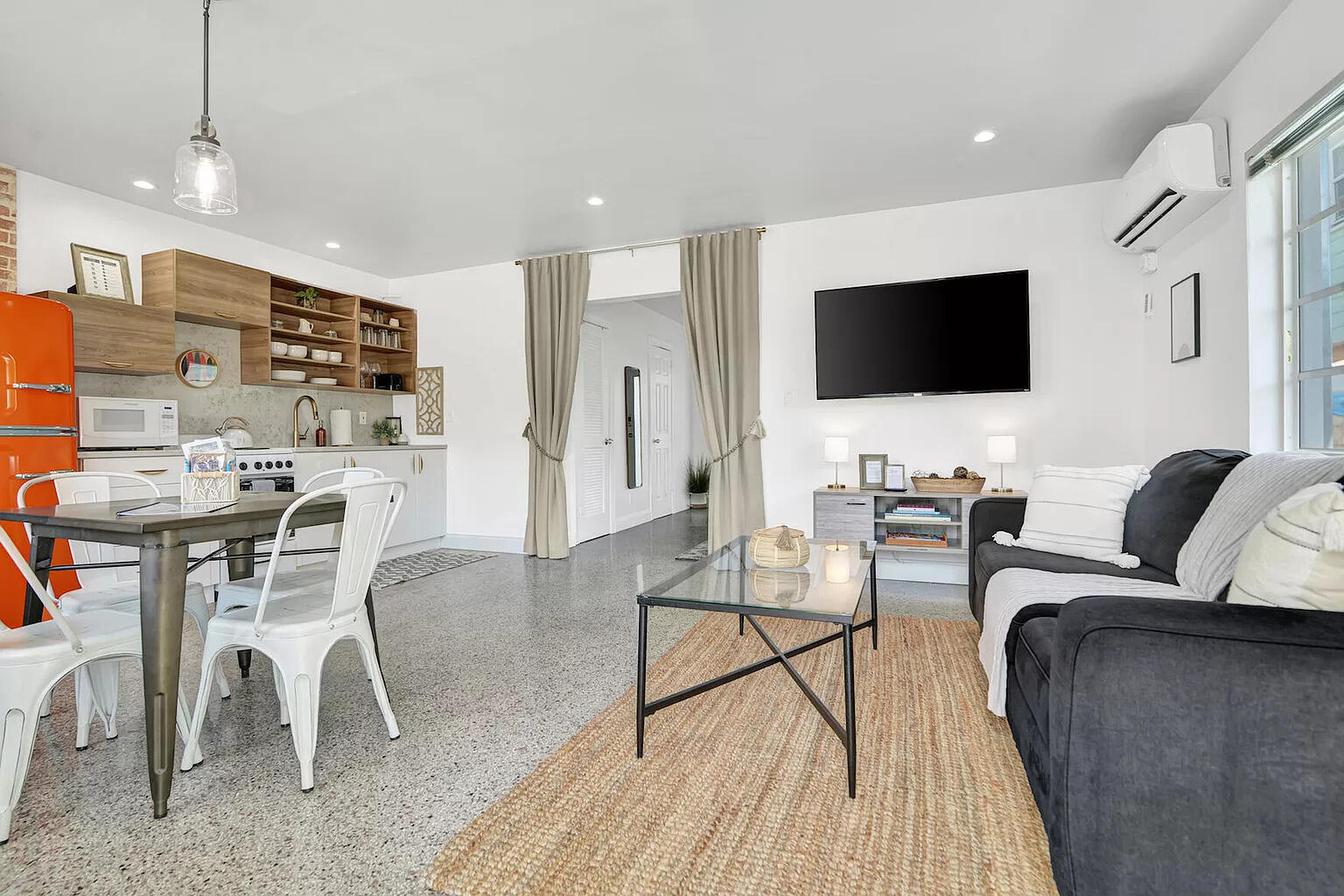 LAKE WORTH TOWN OF - Residential Income