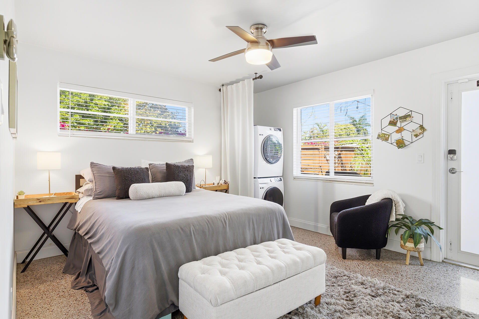 LAKE WORTH TOWN OF - Residential Income