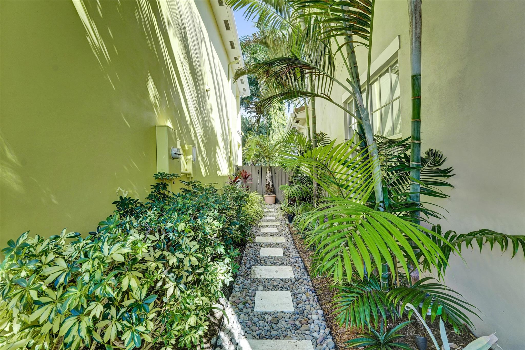Wilton Manors - Residential