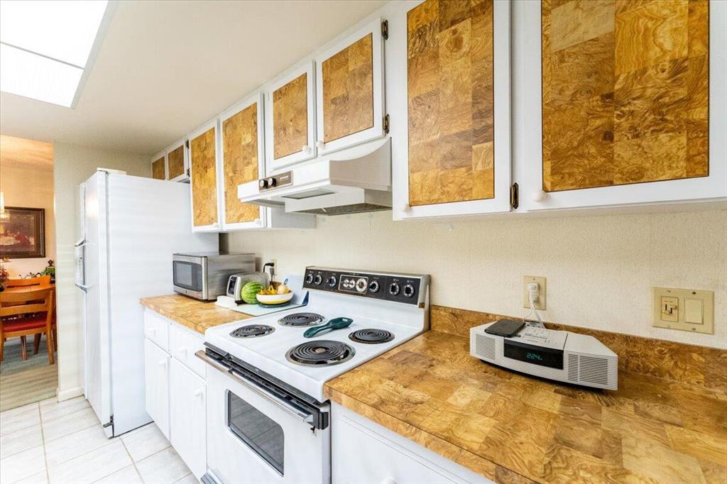 HIDDEN RIVER ESTATES - Residential