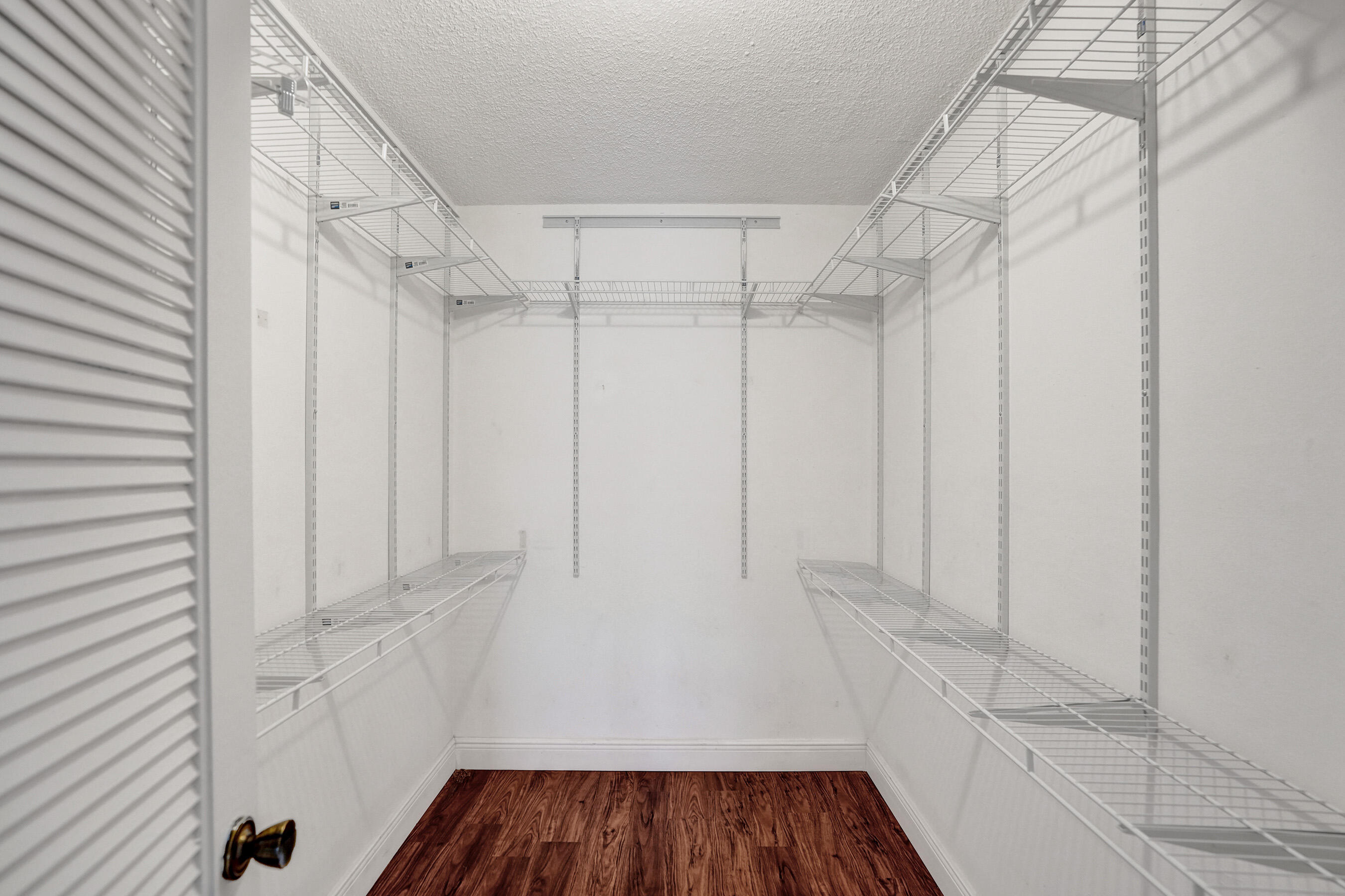 ASHMONT CONDOMINIUM E - Residential