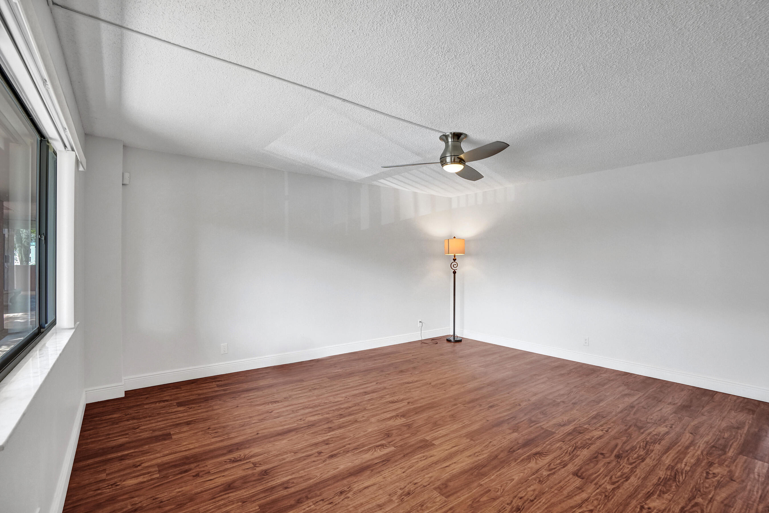 ASHMONT CONDOMINIUM E - Residential