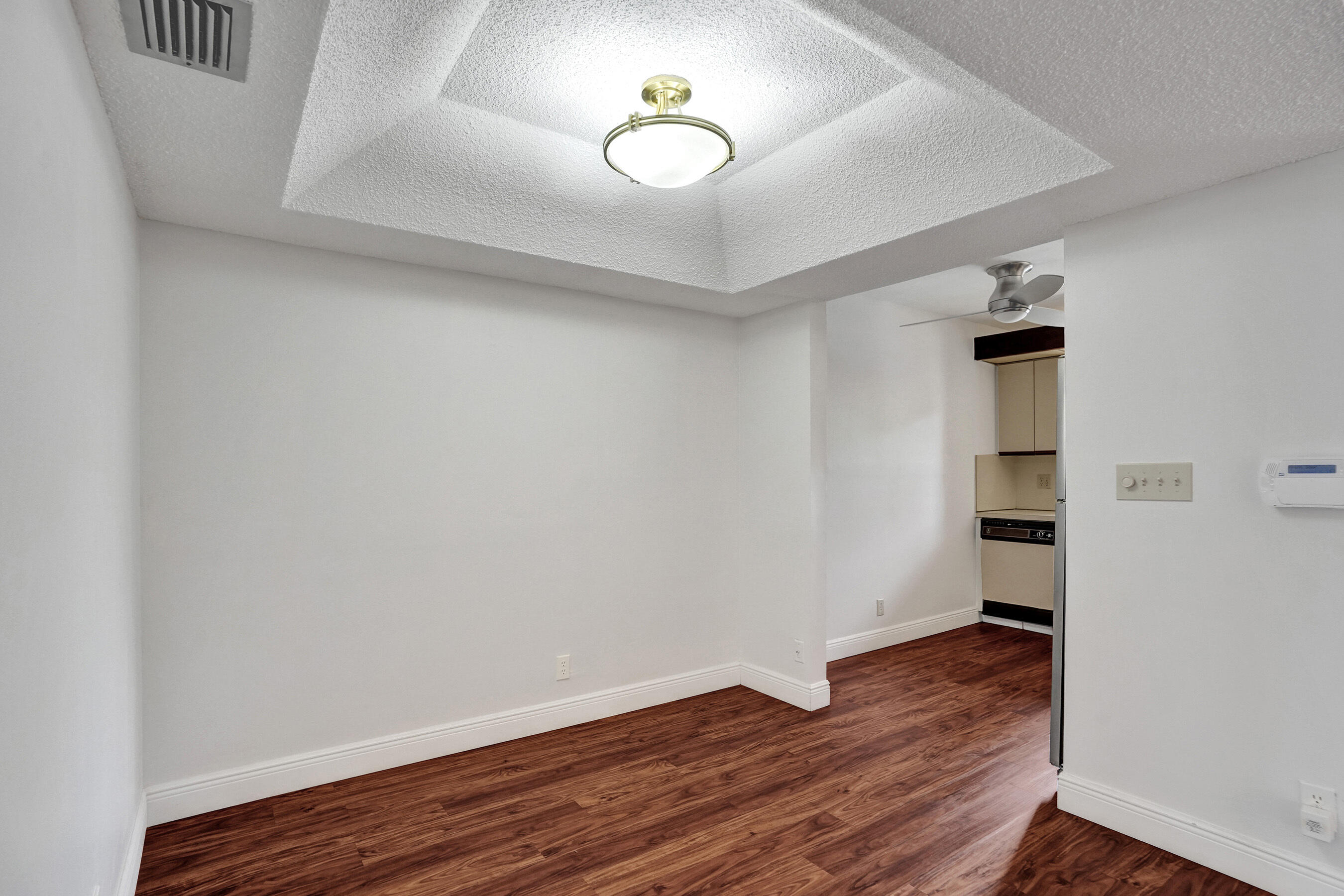 ASHMONT CONDOMINIUM E - Residential