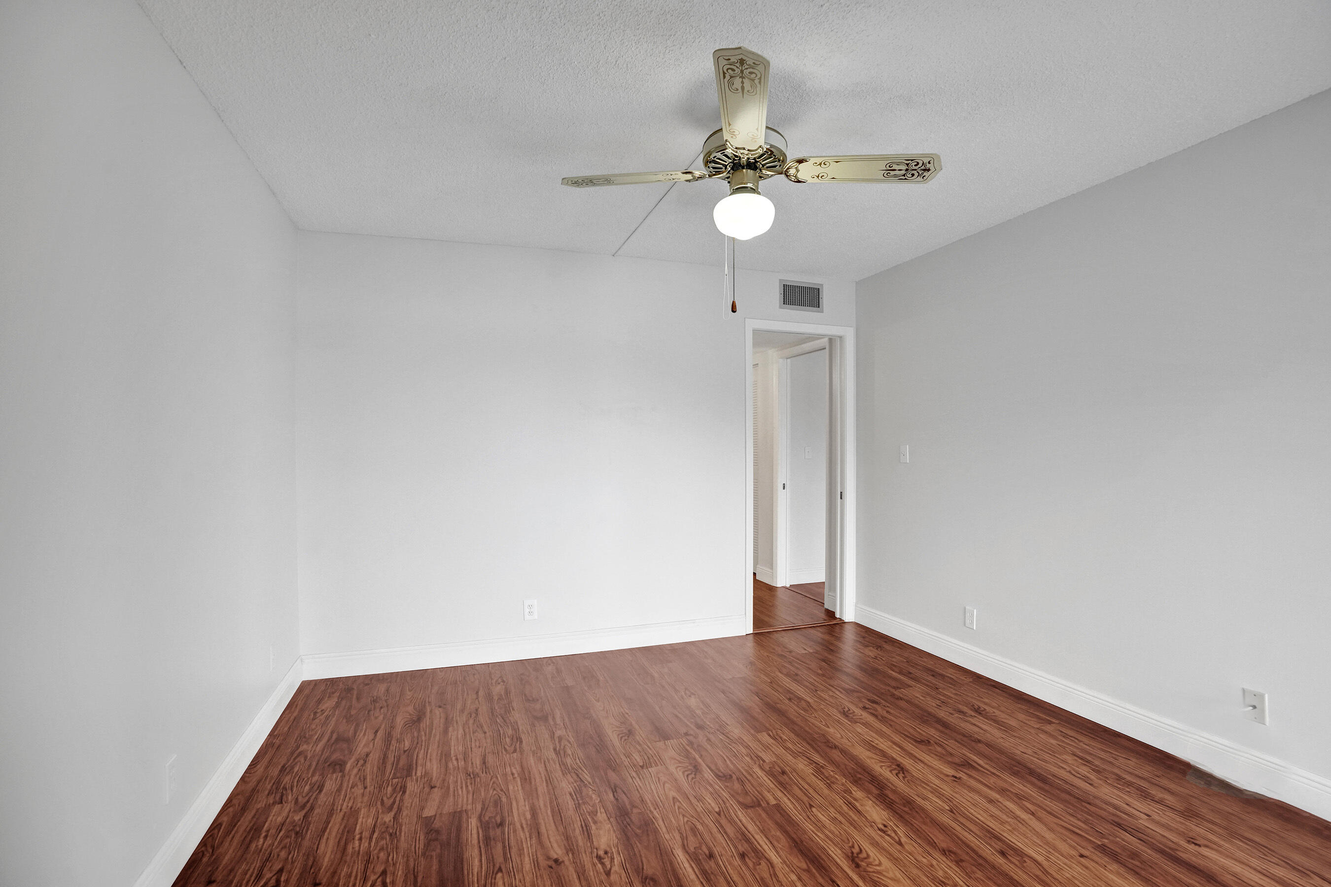 ASHMONT CONDOMINIUM E - Residential