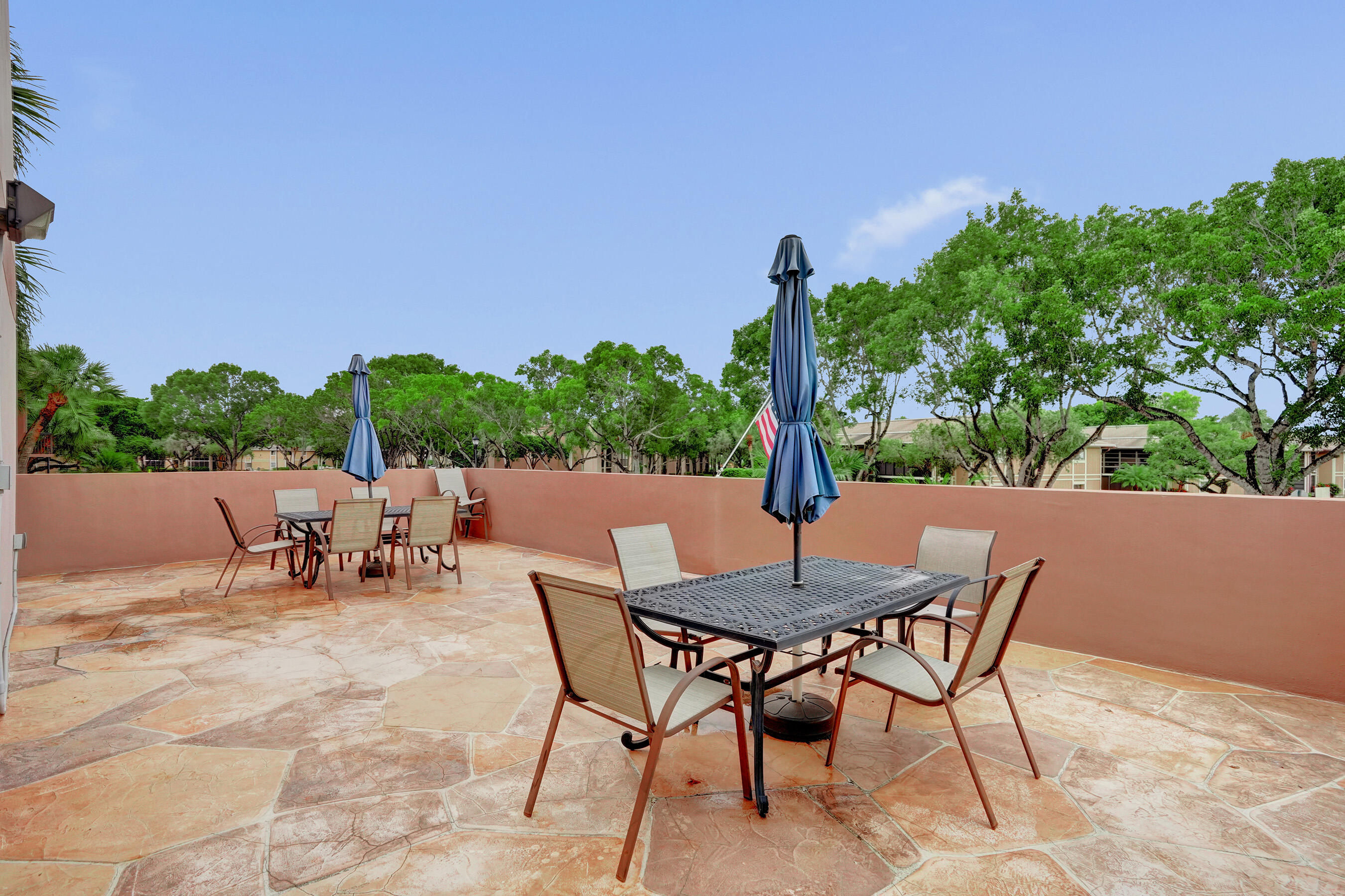 ASHMONT CONDOMINIUM E - Residential