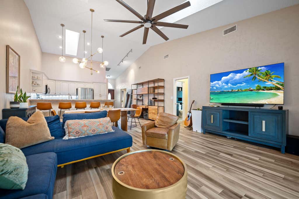 Photo of 5591 SW 99th Avenue, Cooper City, FL 33328 (MLS # B26042779)