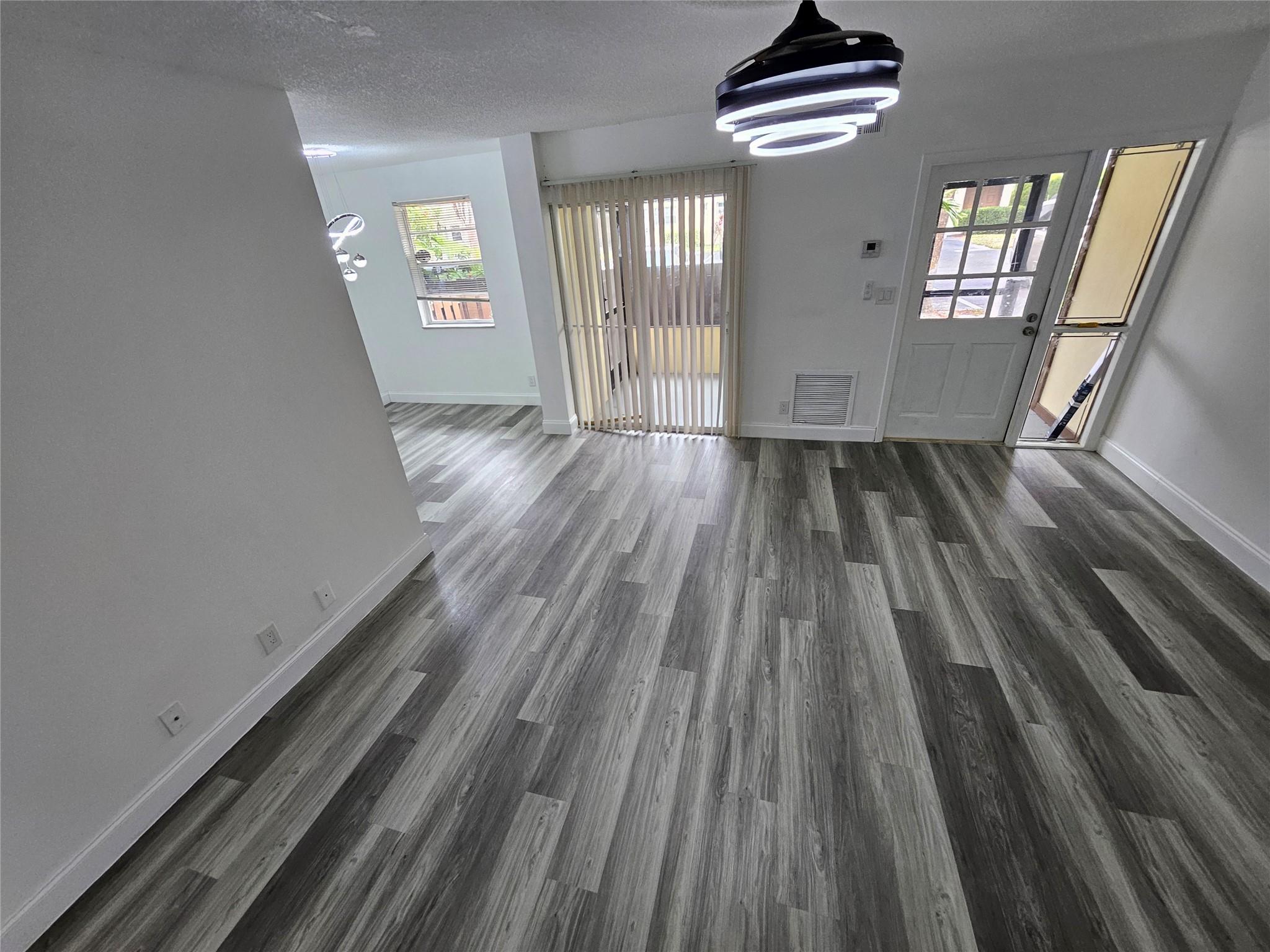 6603 Winfield Blvd B-11