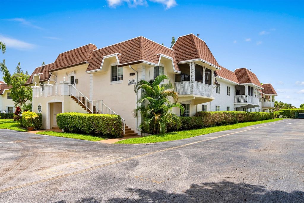 Photo of 706 SE 2nd Avenue #335, Deerfield Beach, FL 33441 (MLS # F10514694)