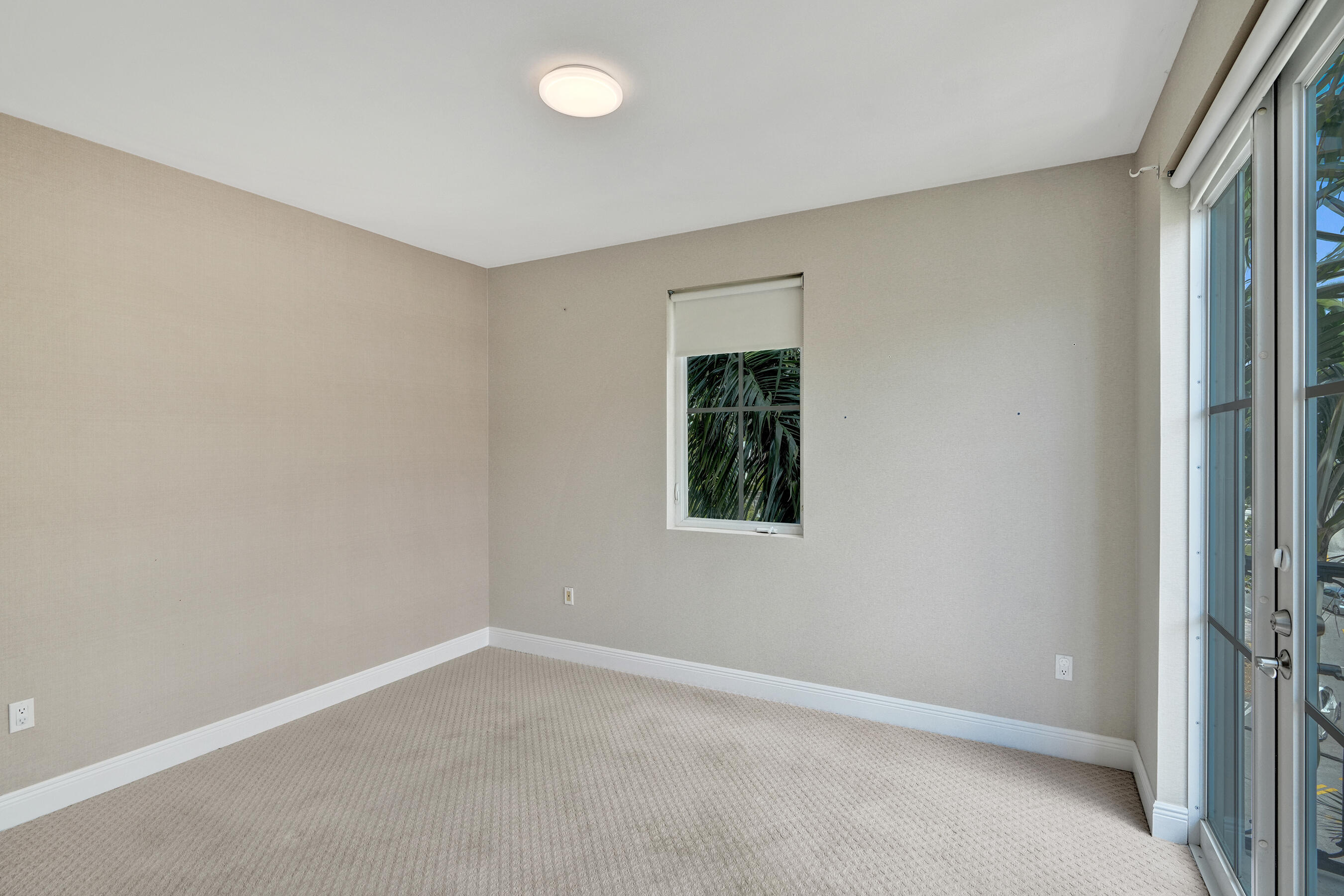 HEMINGWAY LANDINGS CONDO - Residential