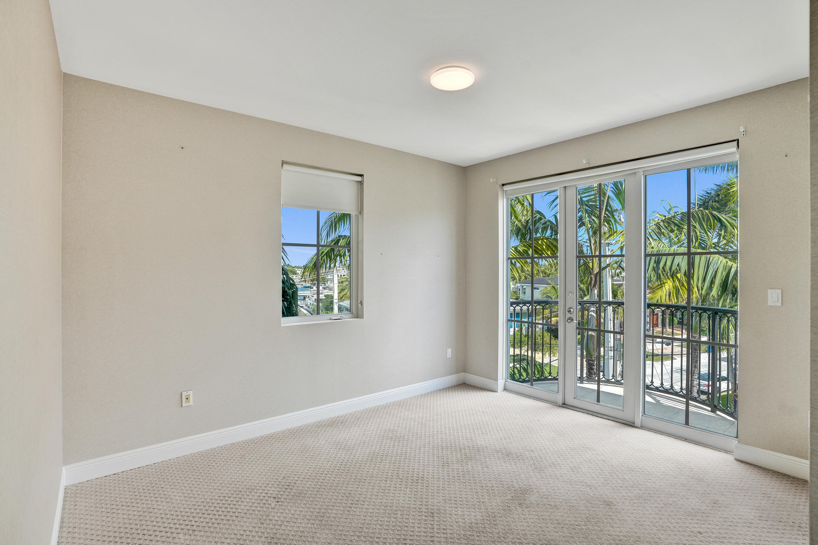 HEMINGWAY LANDINGS CONDO - Residential