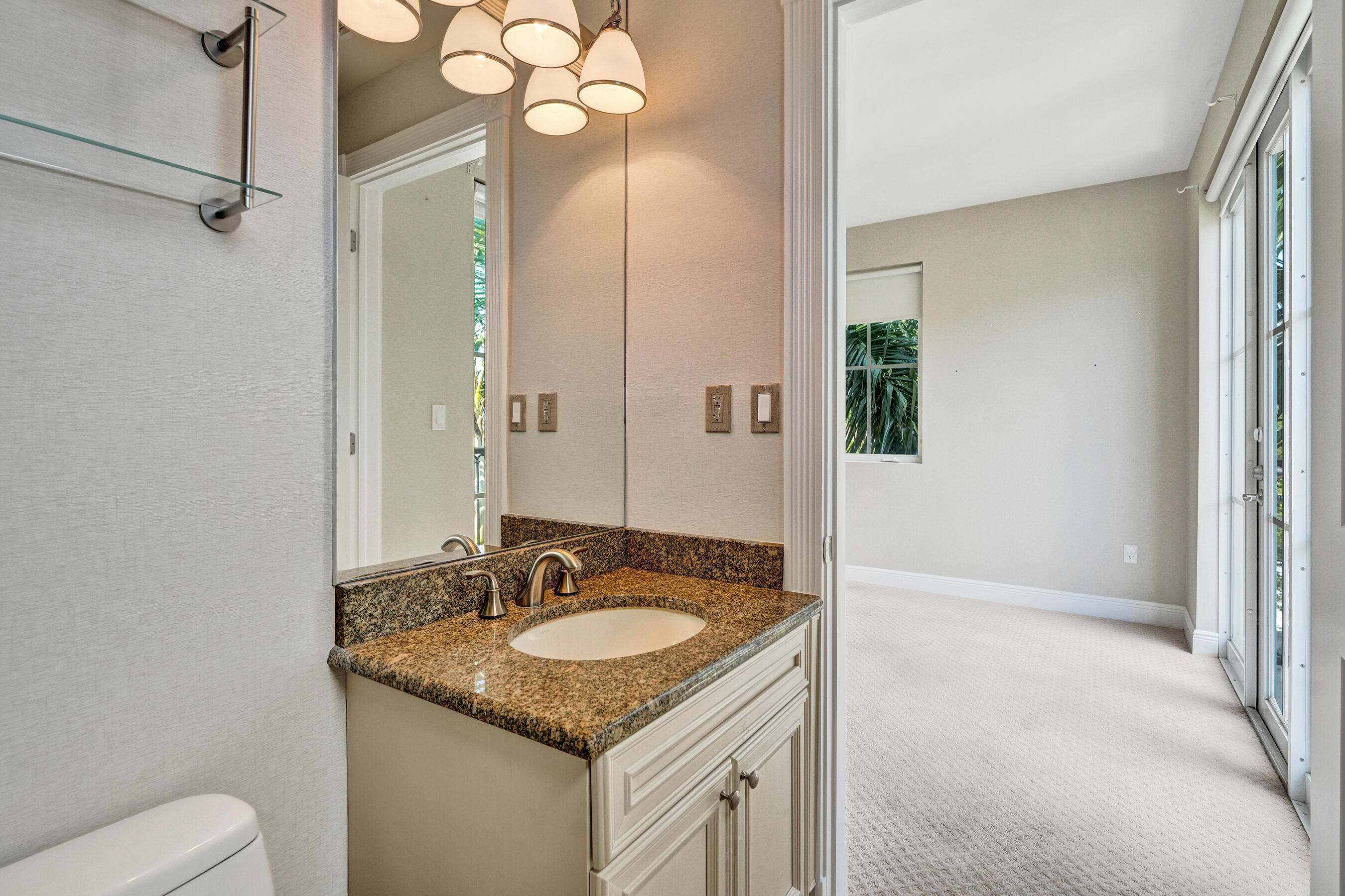 HEMINGWAY LANDINGS CONDO - Residential