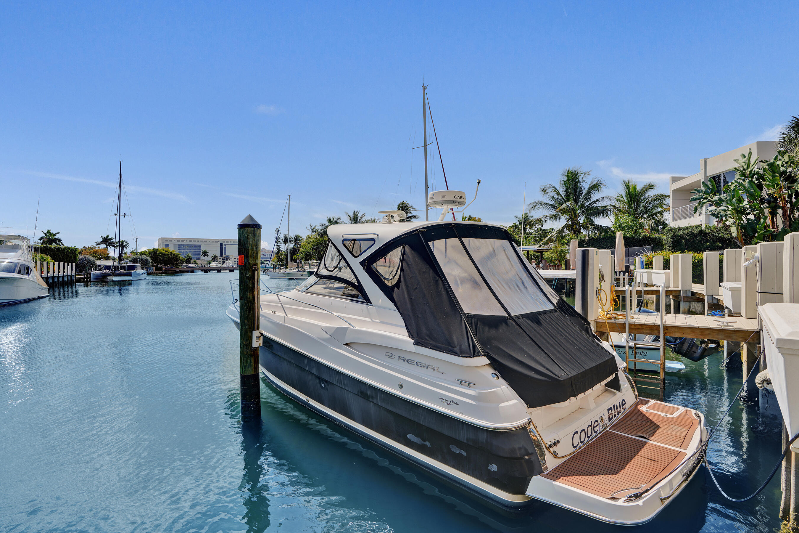 HEMINGWAY LANDINGS CONDO - Residential