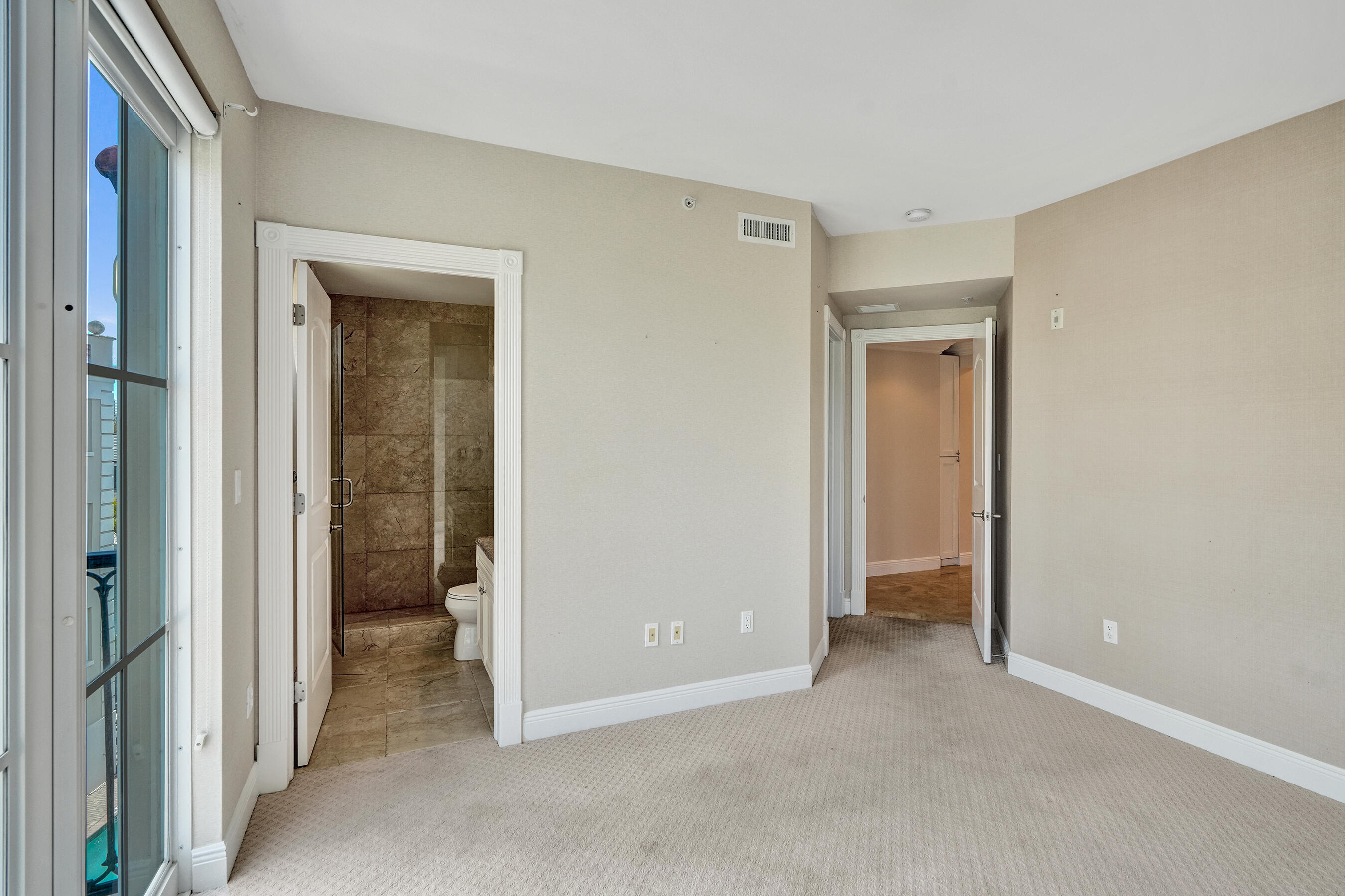 HEMINGWAY LANDINGS CONDO - Residential