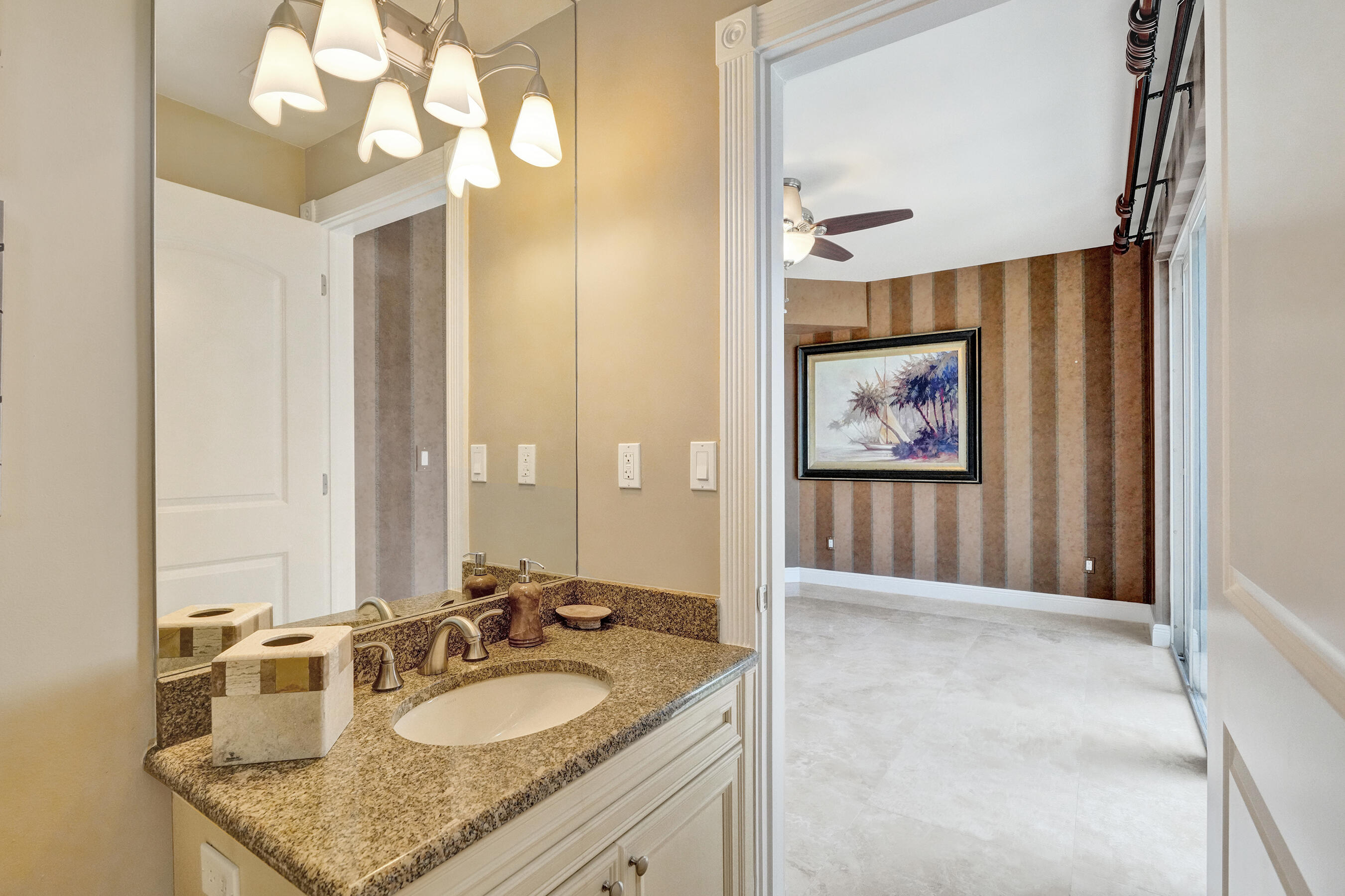 HEMINGWAY LANDINGS CONDO - Residential