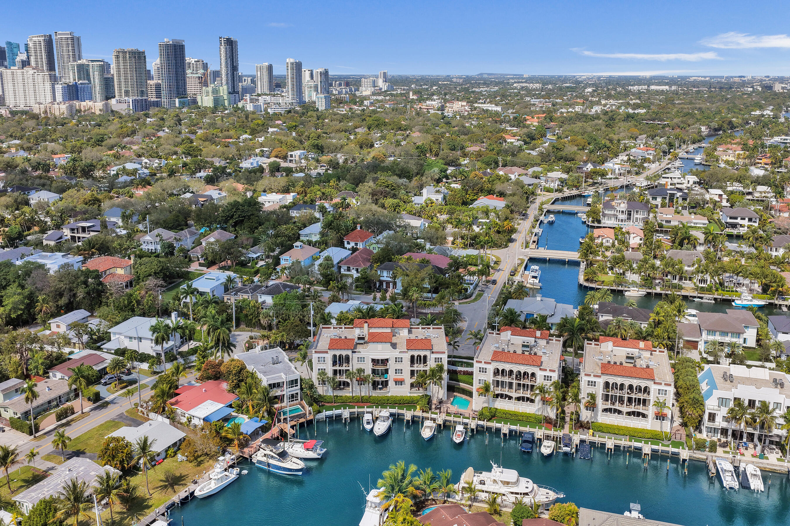 HEMINGWAY LANDINGS CONDO - Residential