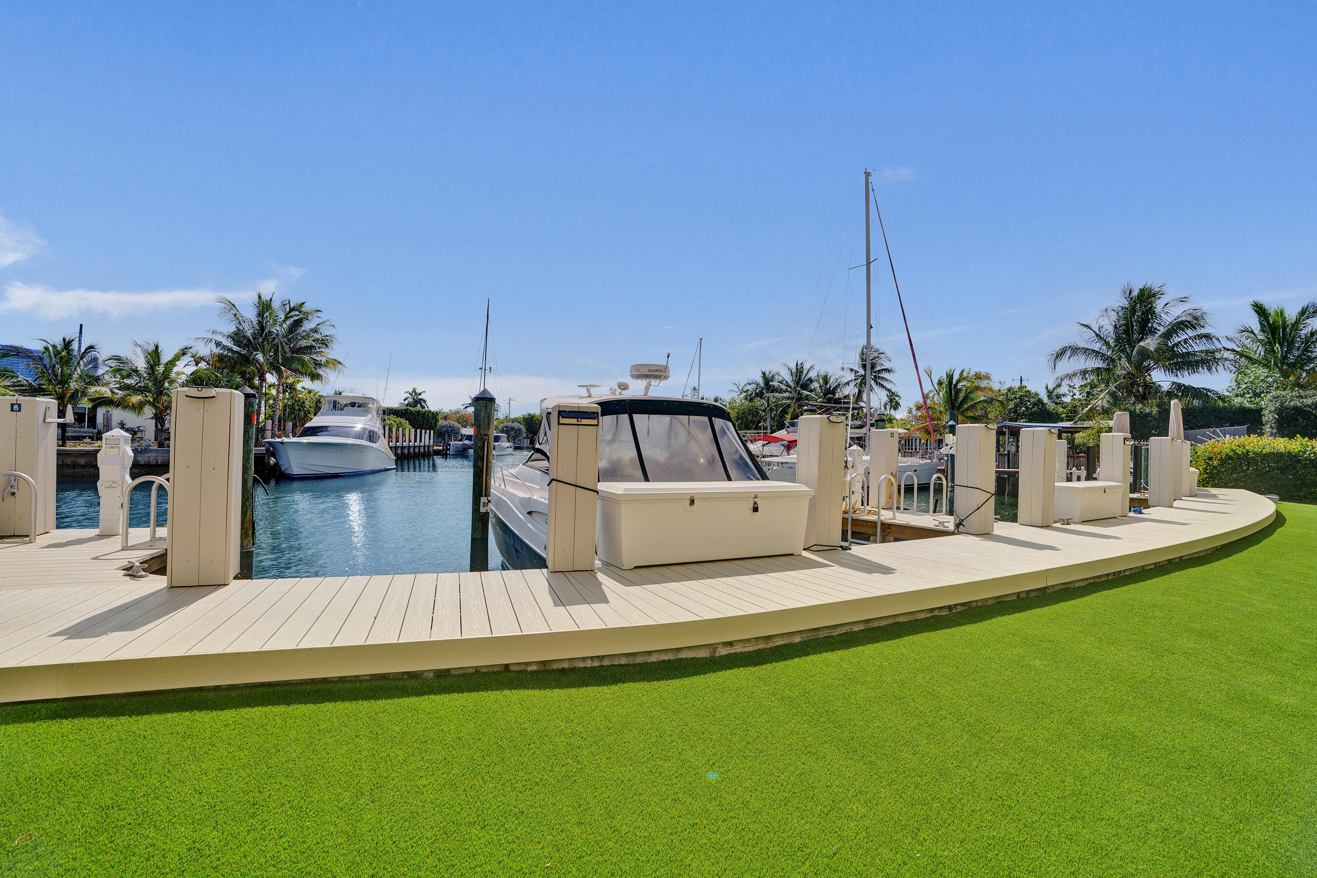 HEMINGWAY LANDINGS CONDO - Residential