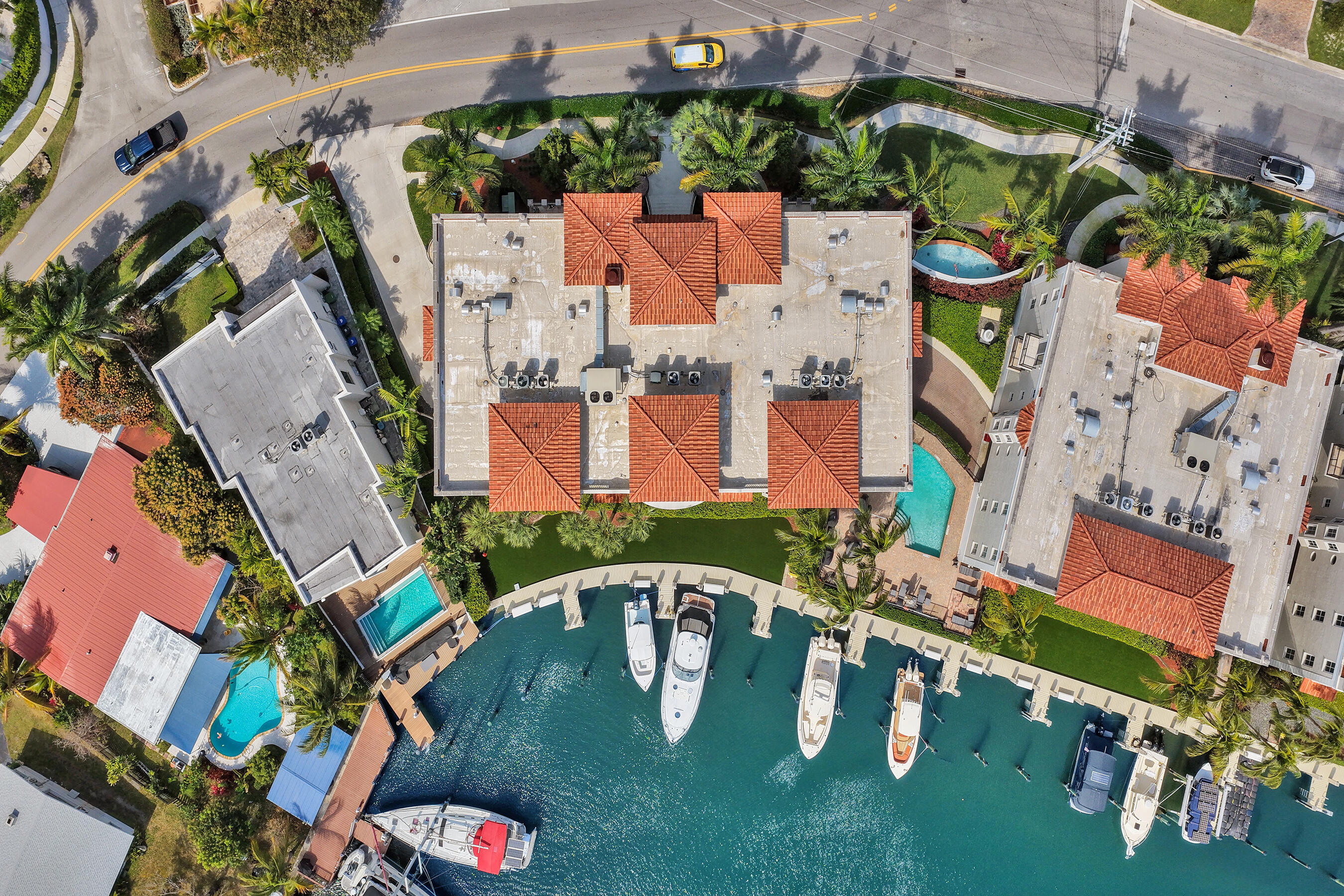 HEMINGWAY LANDINGS CONDO - Residential