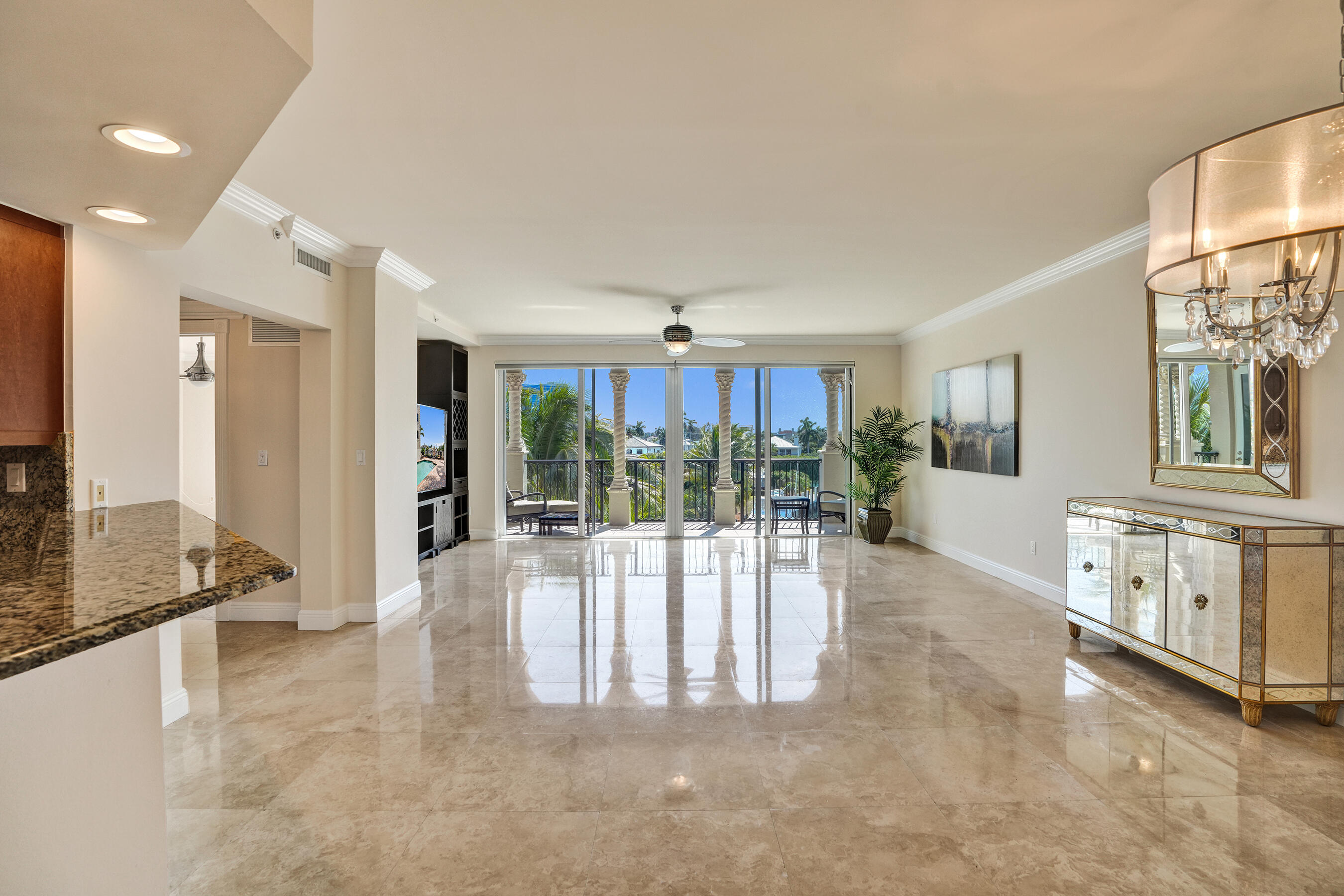 HEMINGWAY LANDINGS CONDO - Residential