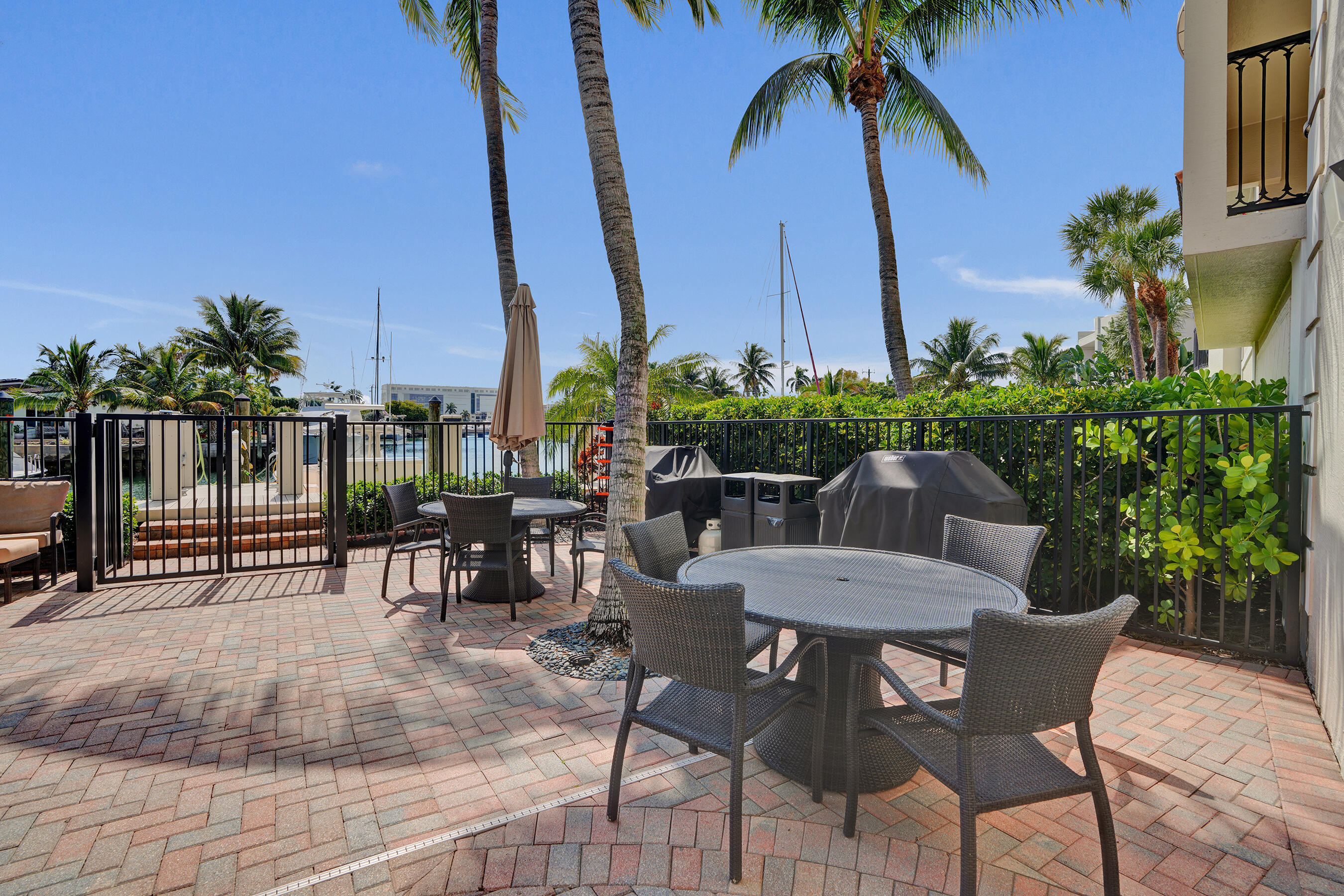HEMINGWAY LANDINGS CONDO - Residential