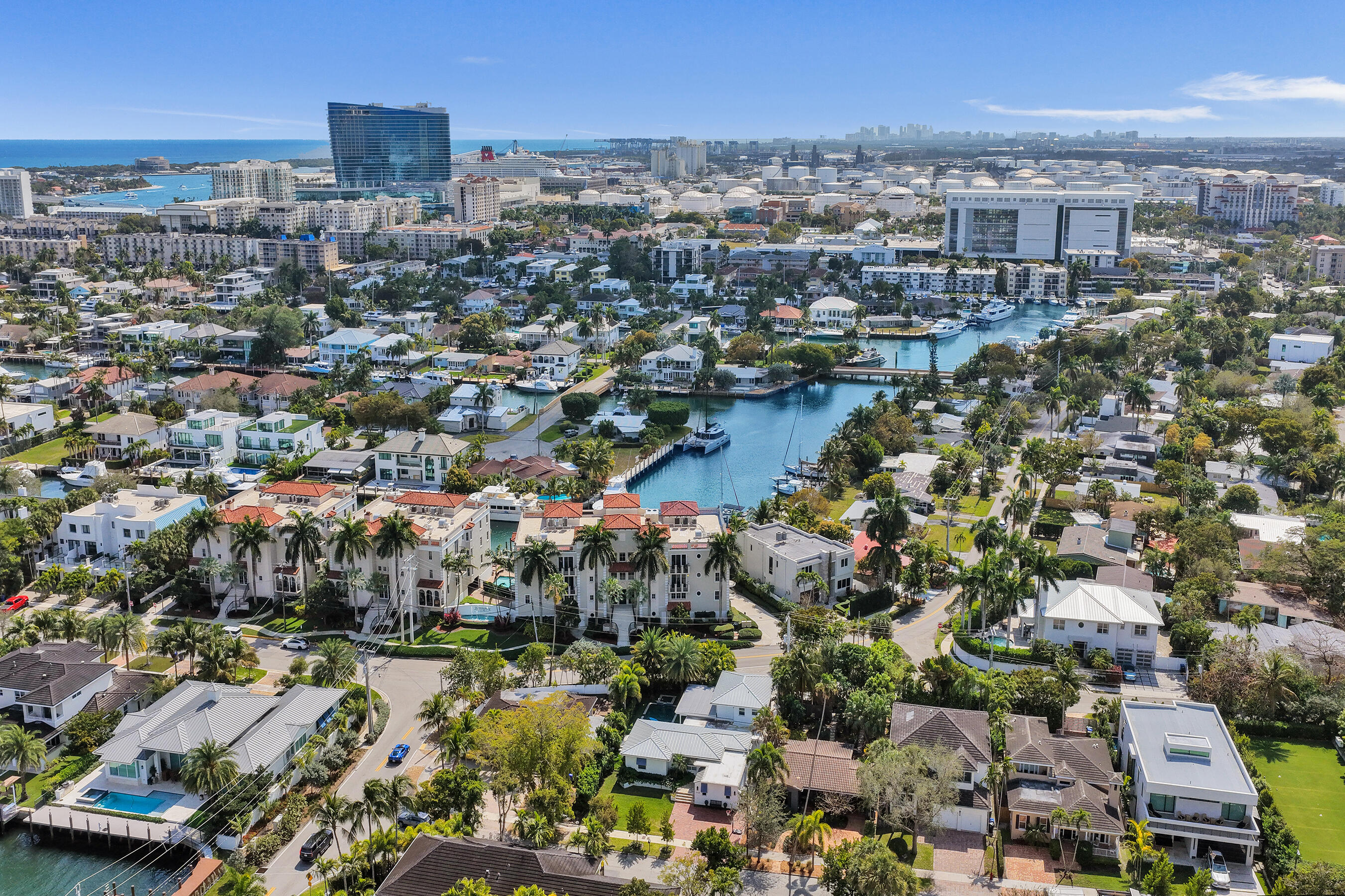 HEMINGWAY LANDINGS CONDO - Residential