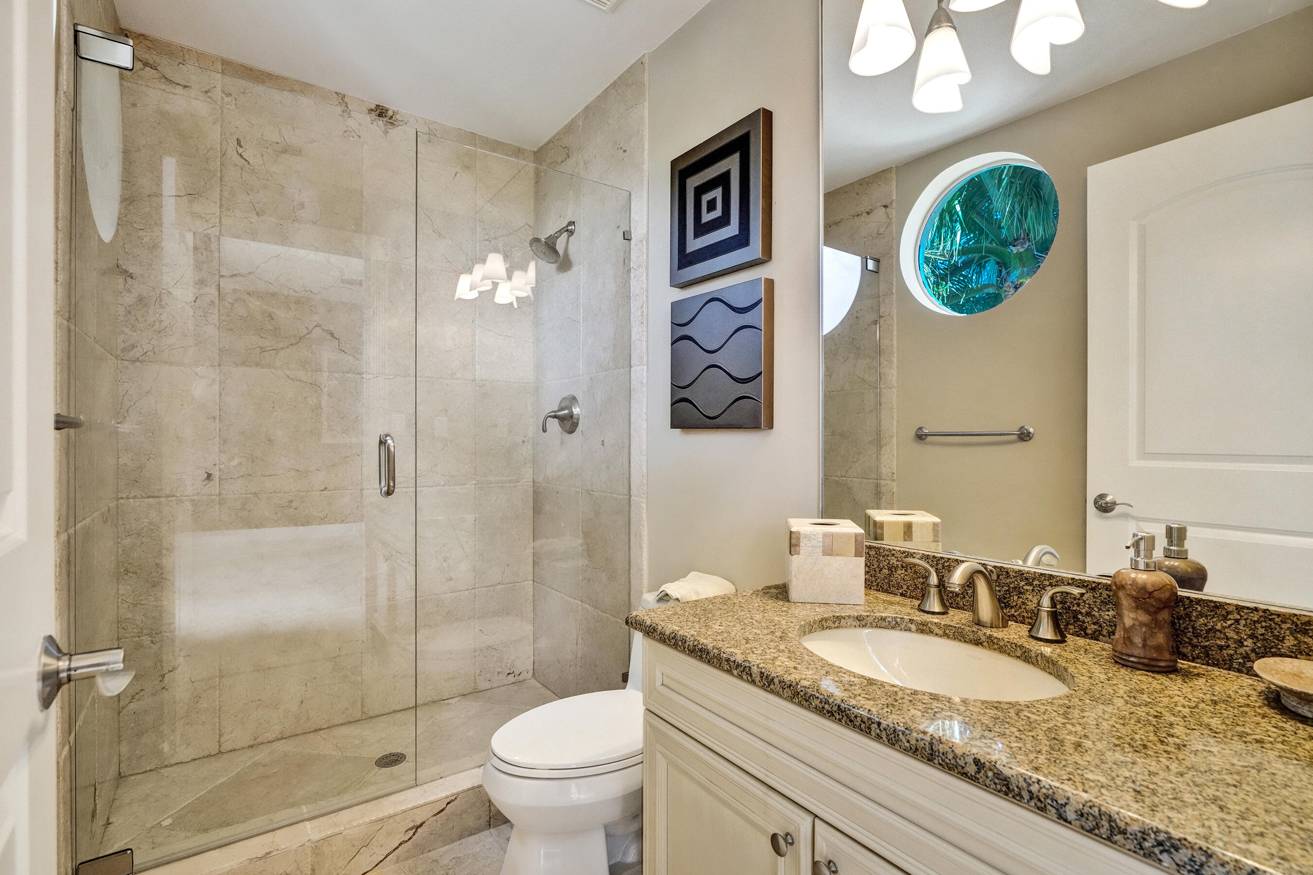 HEMINGWAY LANDINGS CONDO - Residential