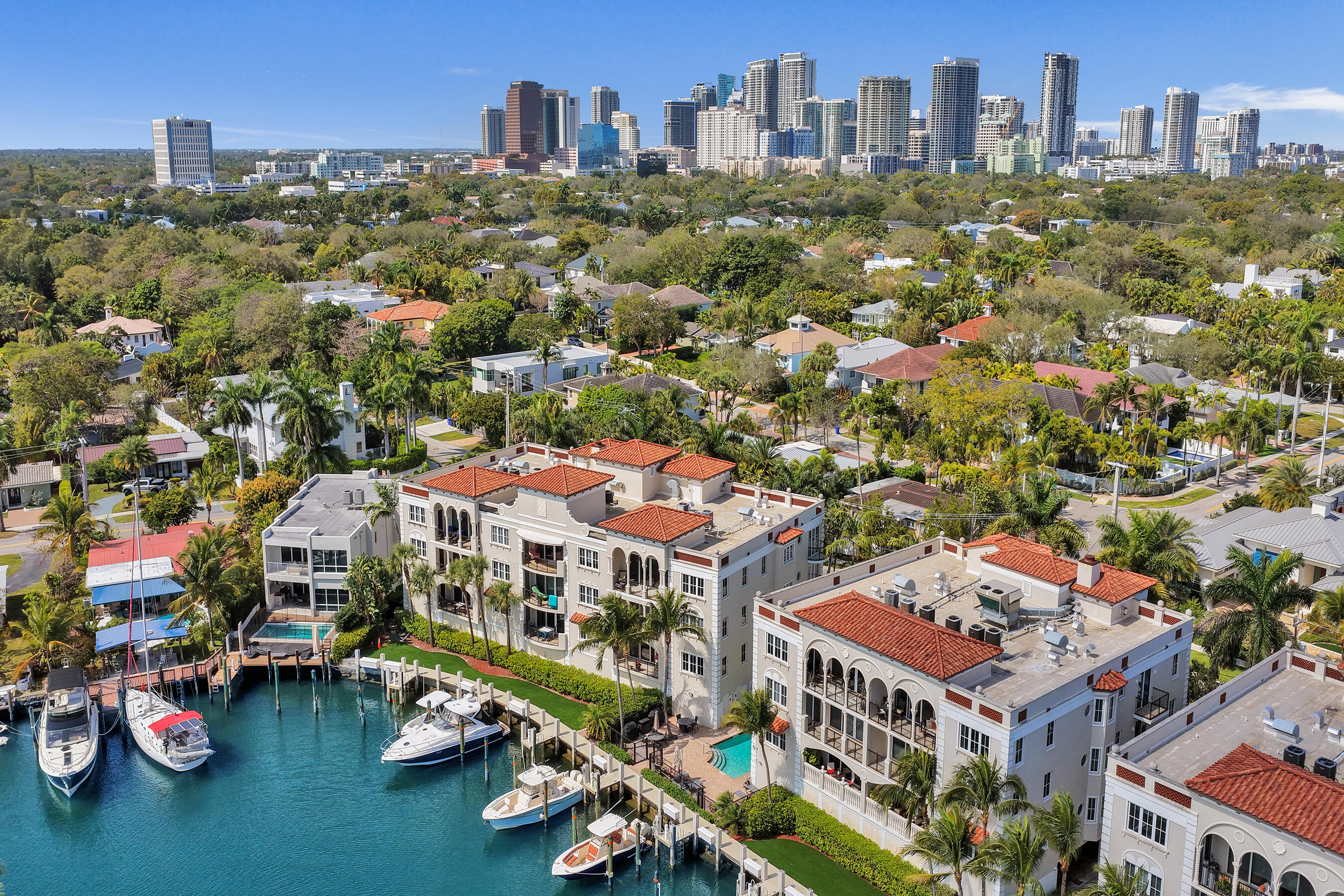 HEMINGWAY LANDINGS CONDO - Residential