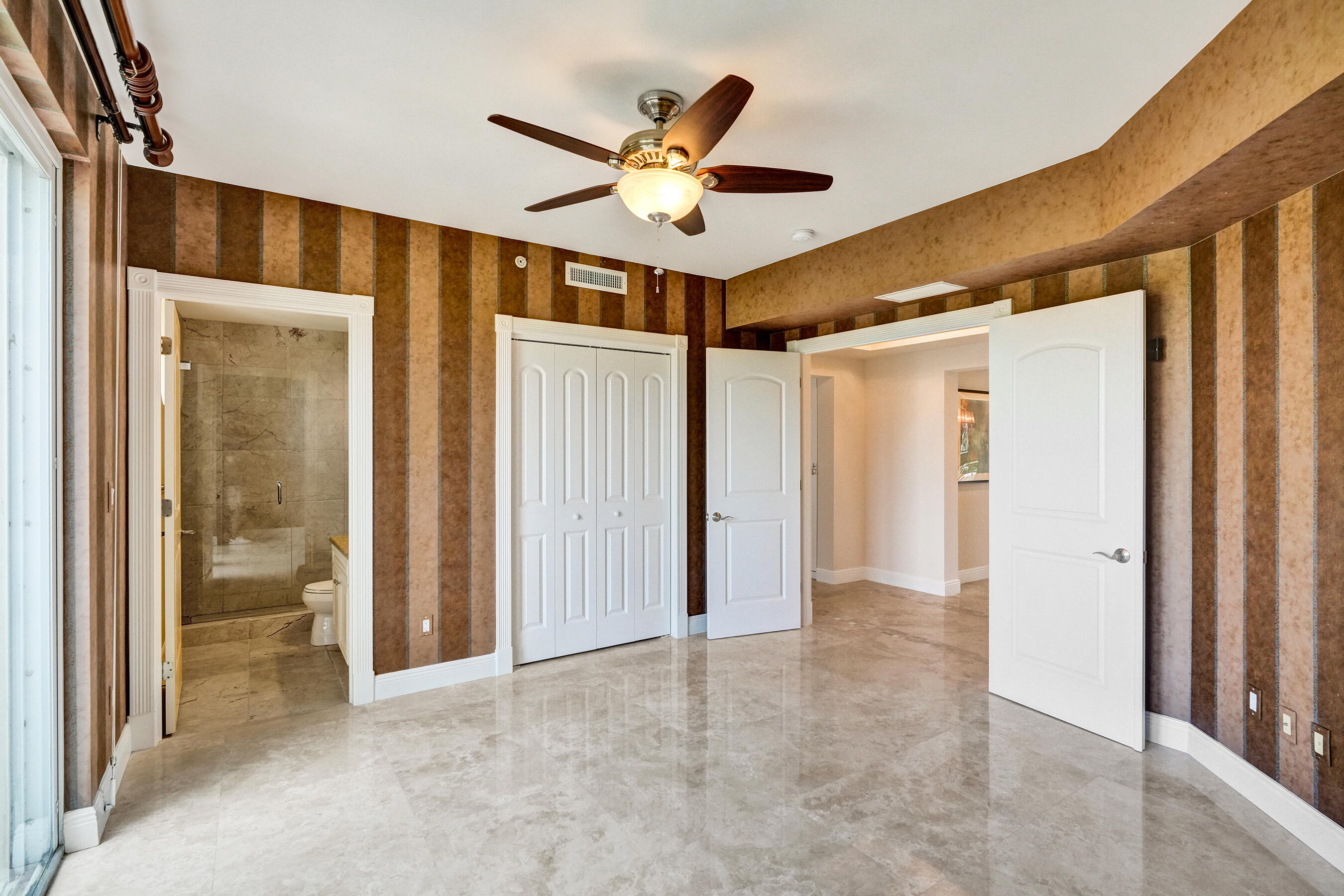 HEMINGWAY LANDINGS CONDO - Residential