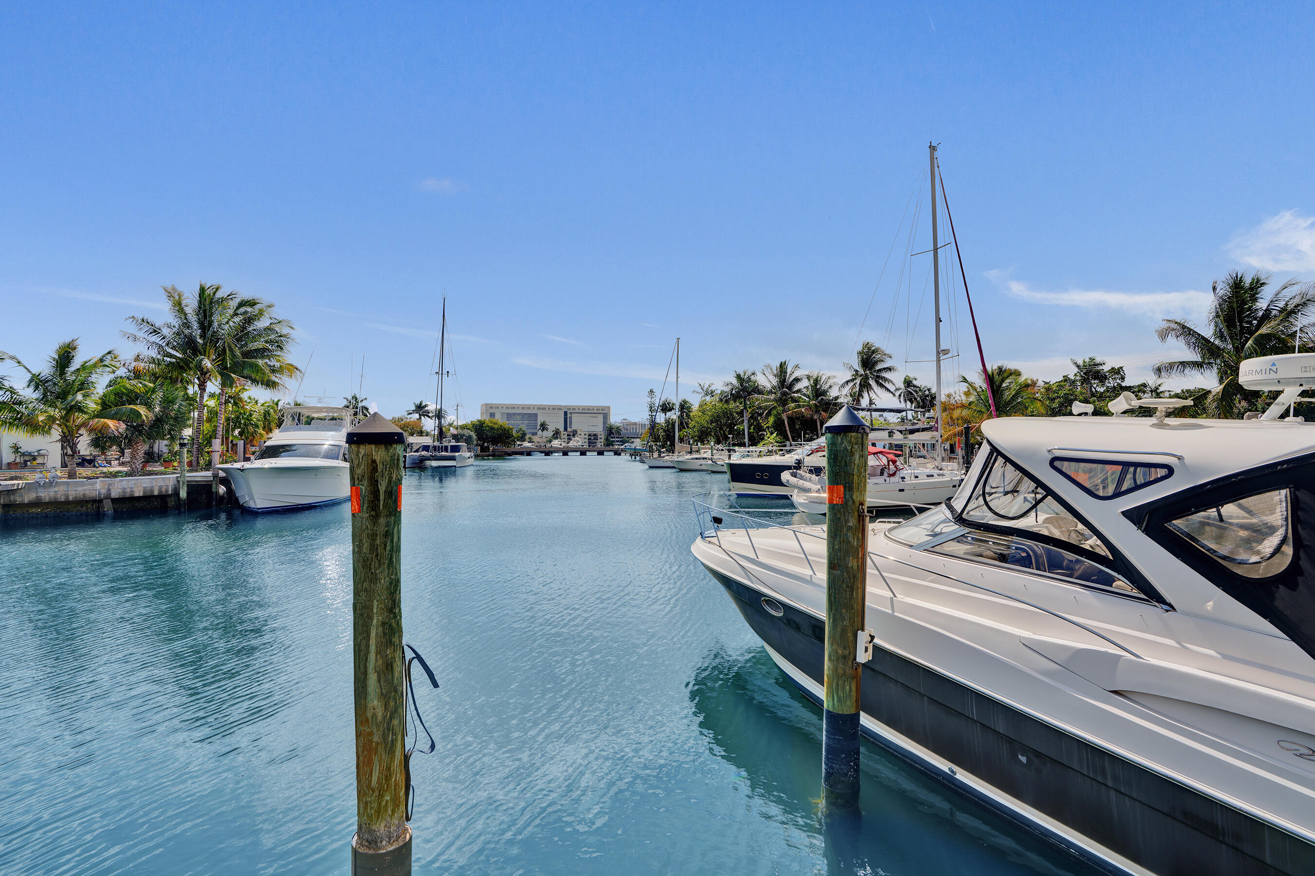 HEMINGWAY LANDINGS CONDO - Residential