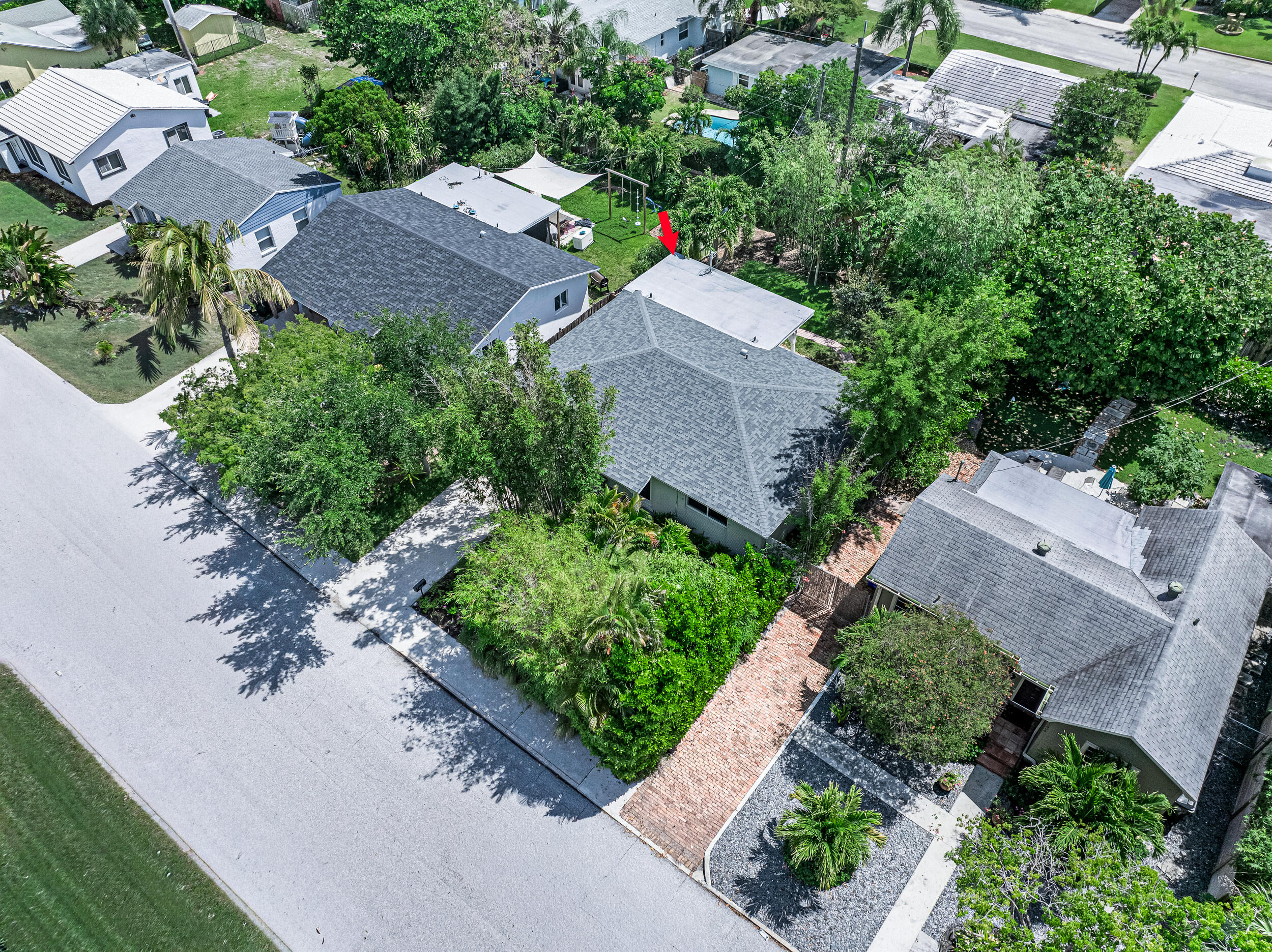 NORTH LAKE WORTH - Residential