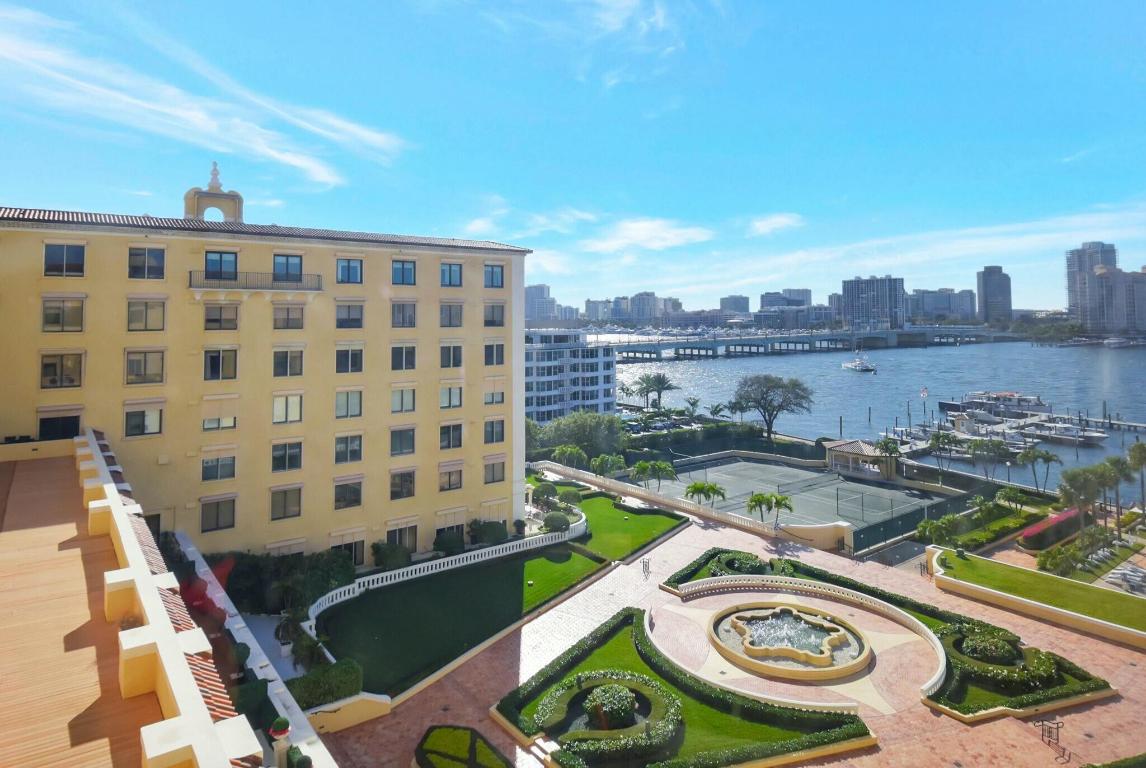 PALM BEACH BILTMORE COND DECL FILED 7-9-80 - Residential