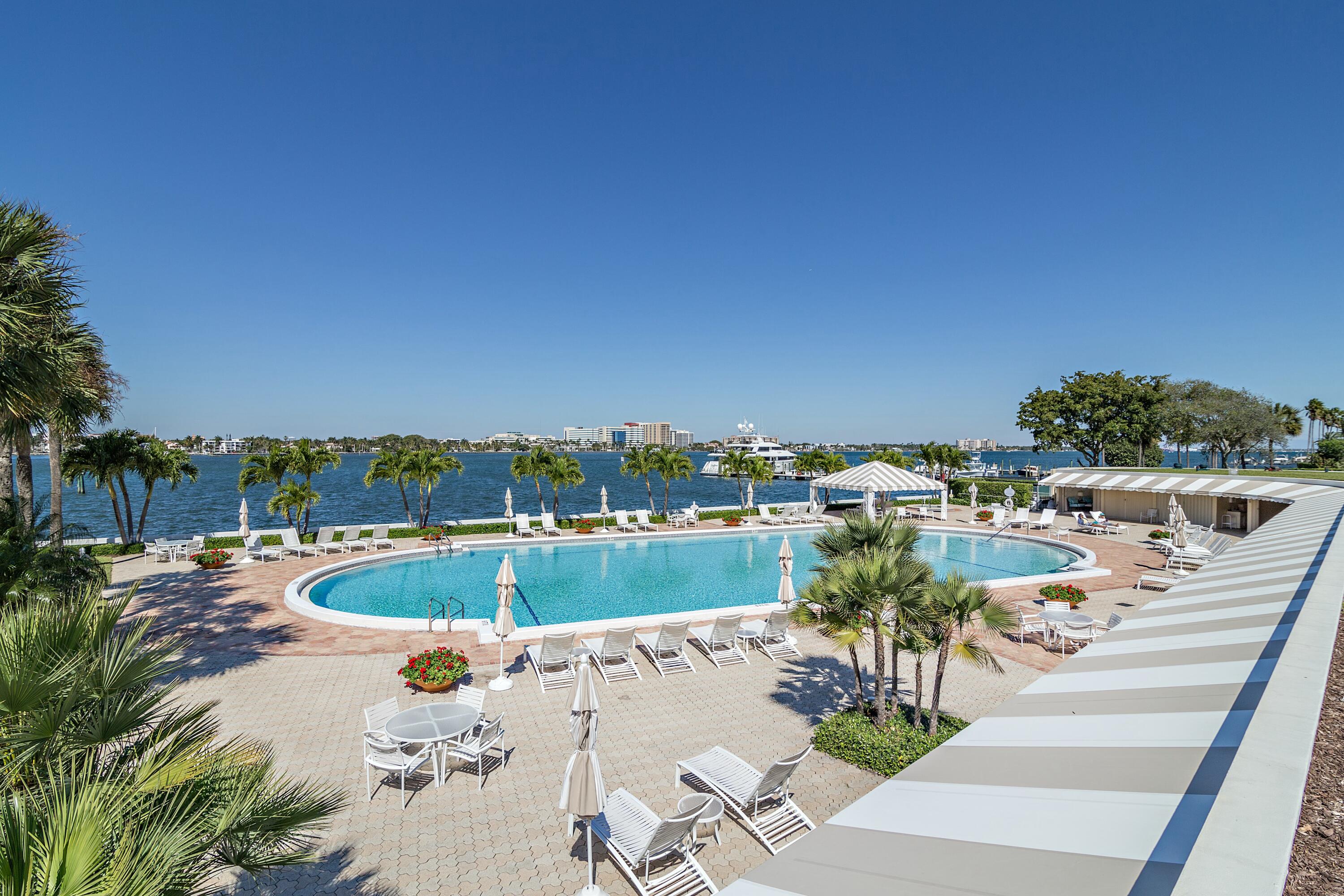 PALM BEACH BILTMORE COND DECL FILED 7-9-80 - Residential